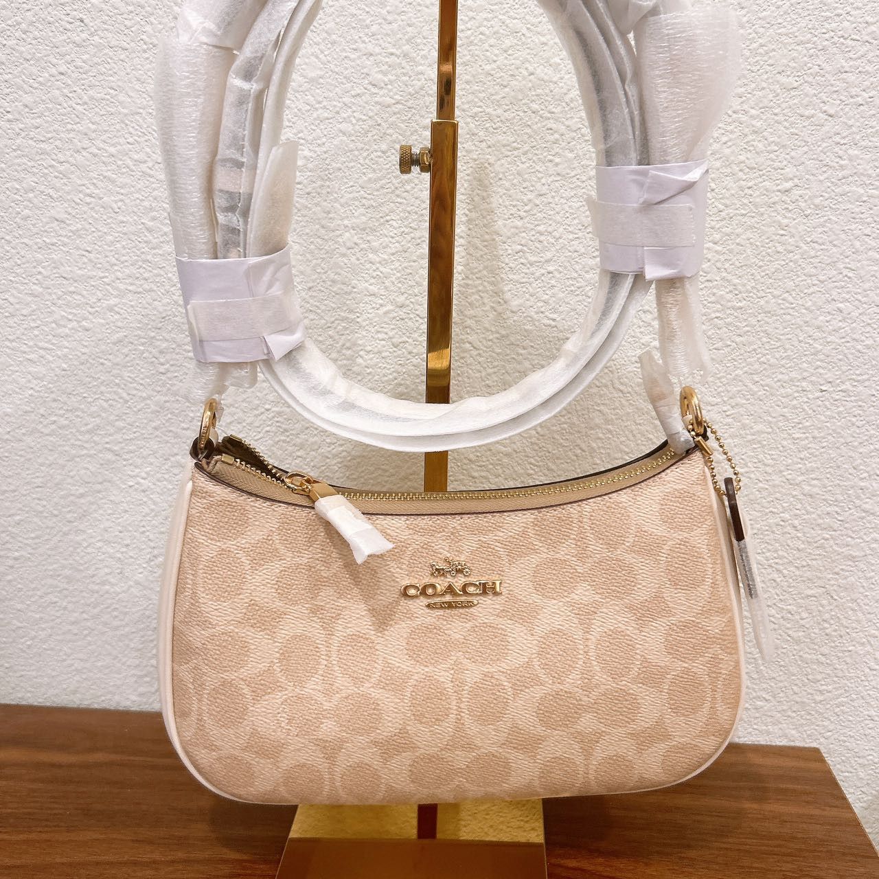 Coach Teri Shoulder Bag In Signature Canvas CV933 Size ONE SIZE - 5 Thumbnail