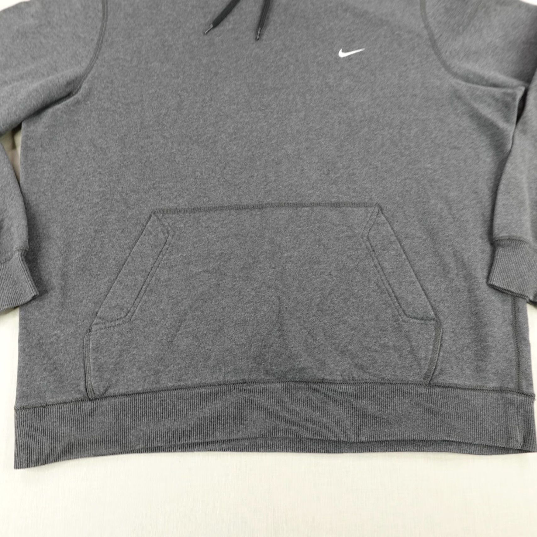 Nike VINTAGE Nike Hoodie Men XL Gray Fleece Pullover Sweatshirt Swoosh Logo Sports Outdoor Size US XL / EU 56 / 4 - 4 Thumbnail