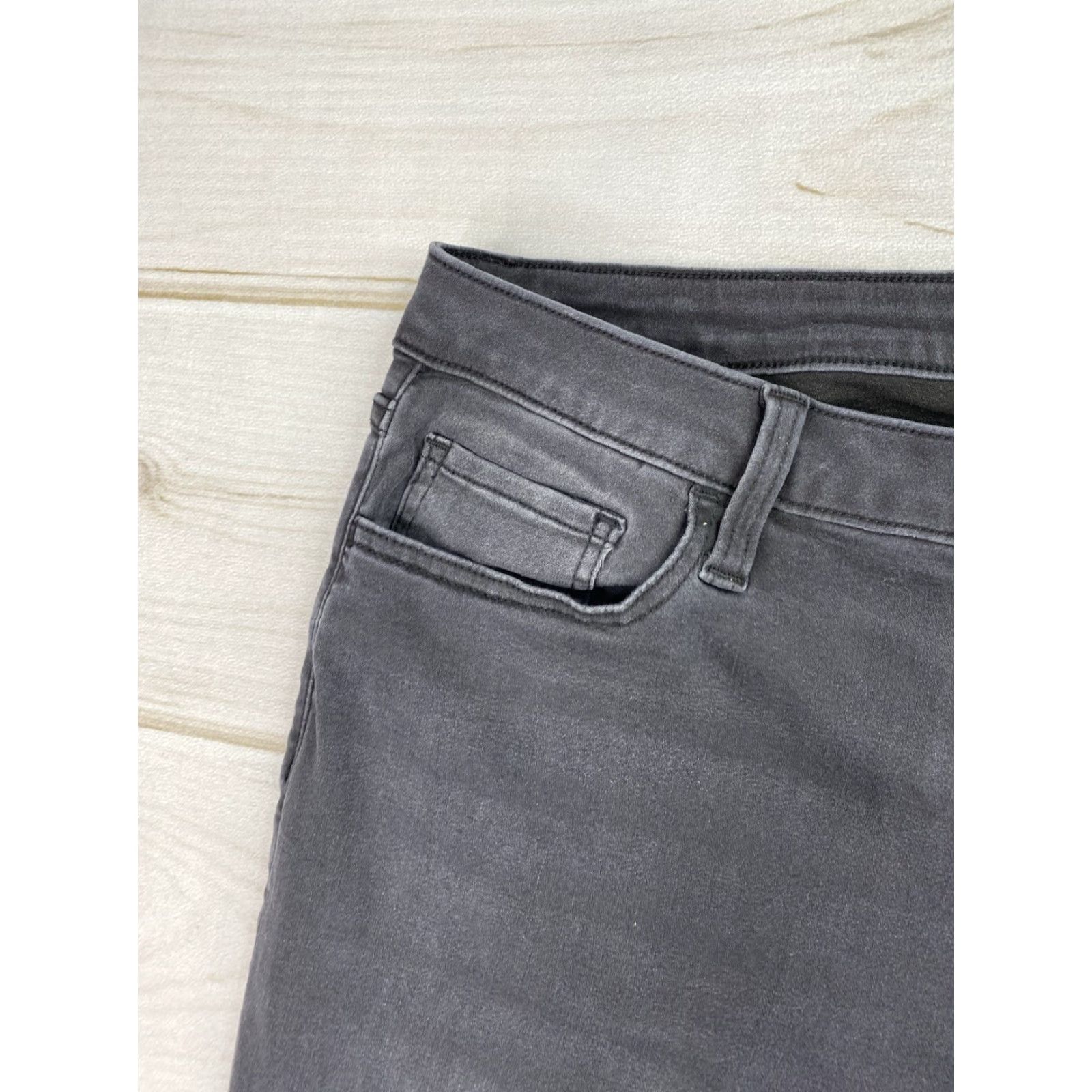 Vintage Cosmic Blue Love Jeans Womens 16W Black Distressed Skinny Stretch Pockets 5-Pocket Denim 26.5in Inseam Size 16W Adult Womens Size 38" / US 16 / IT 52 - 2 Thumbnail