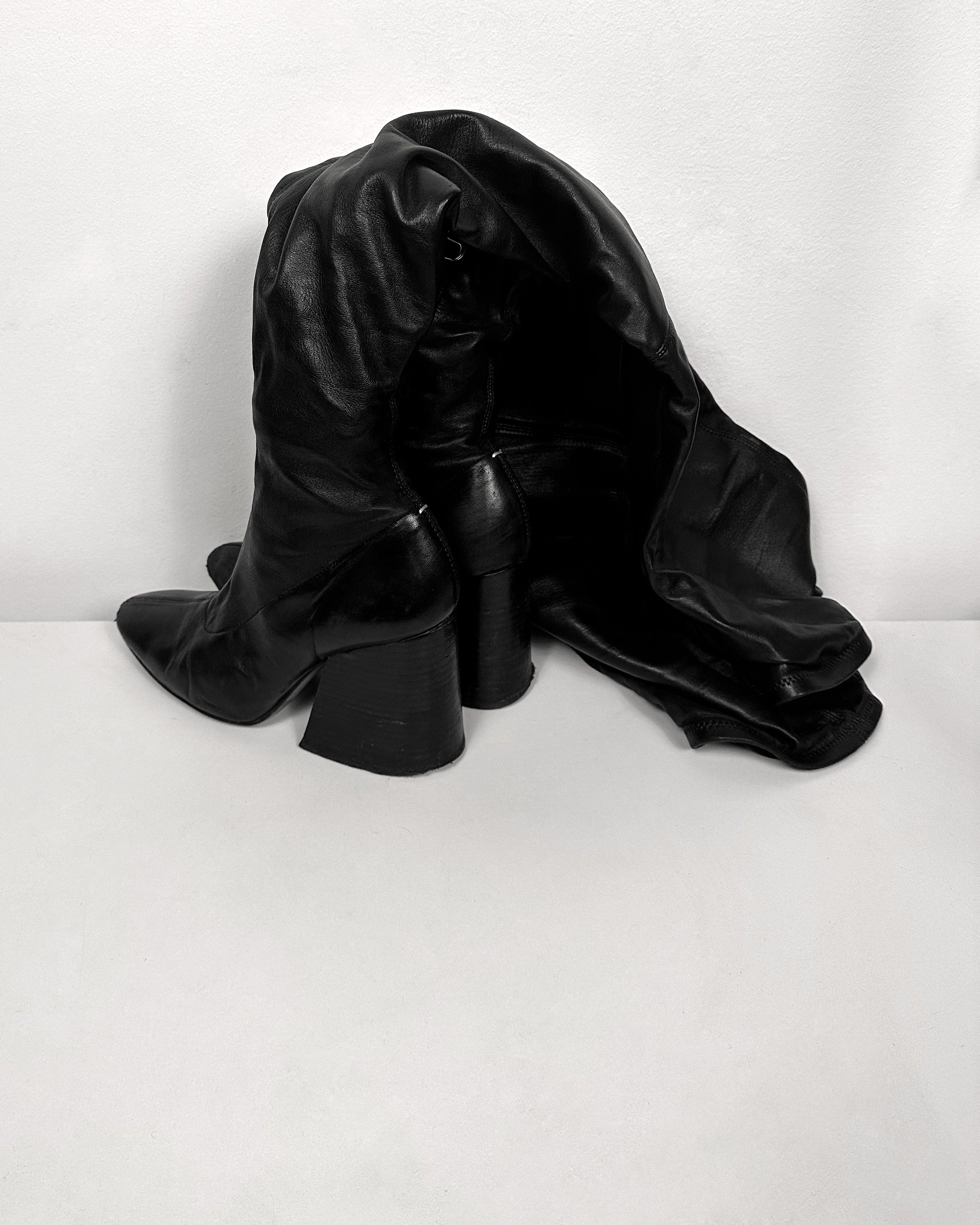 Maison Margiela Maison Margiela Knee High Leather Heels Size US 8 / IT 38 - 2 Thumbnail