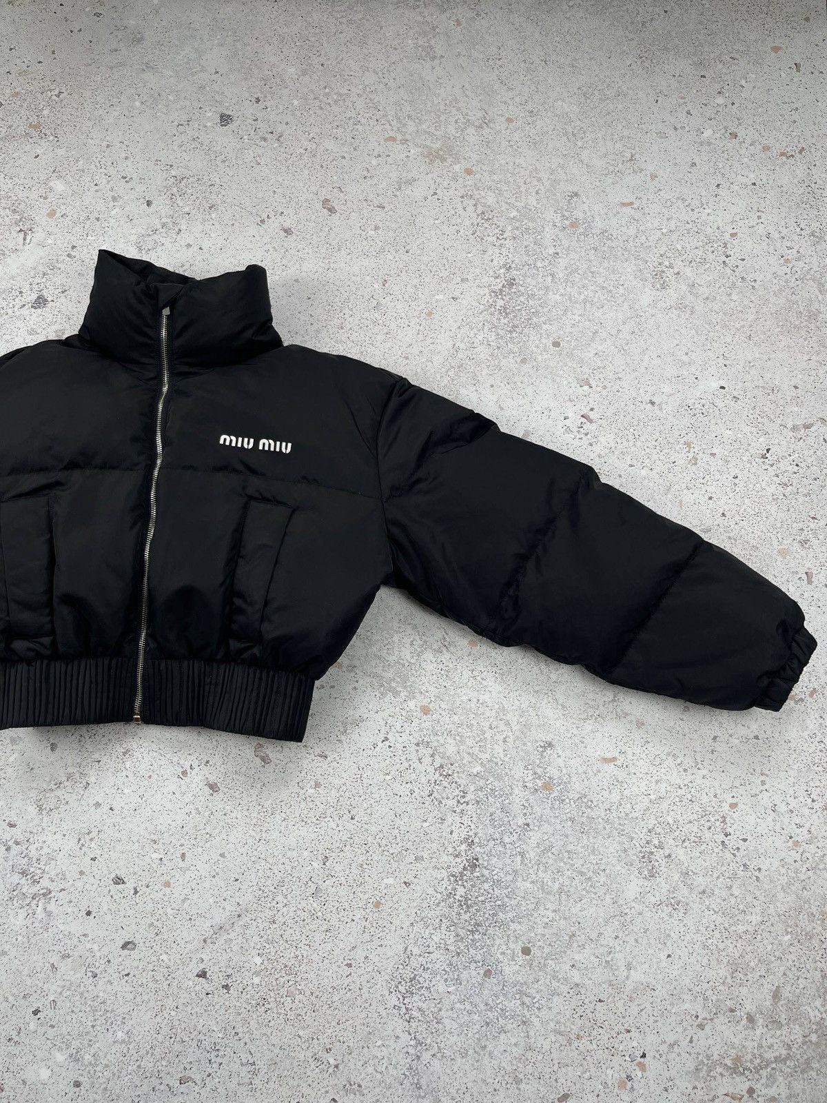 Miu Miu Miu Miu Women Black Cropped Down Puffer Jacket Bomber Zip Size XS / US 0-2 / IT 36-38 - 5 Thumbnail