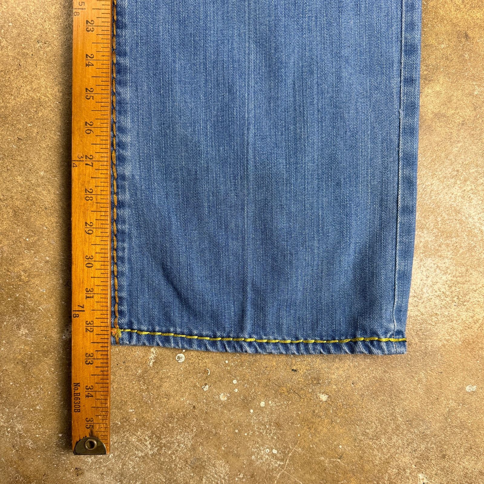 True Religion True Religion Jeans Men’s 40 Rainbow Stitch Straight Leg Size US 39 - 16 Thumbnail