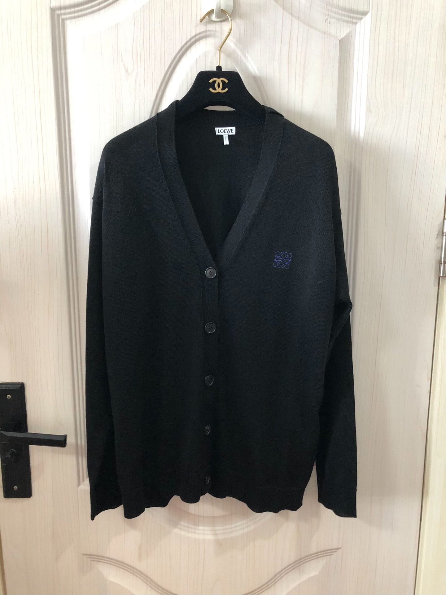 Loewe LOEWE V-Neck Buttoned Wool Cardigan Size US XS / EU 42 / 0 - 1 Thumbnail
