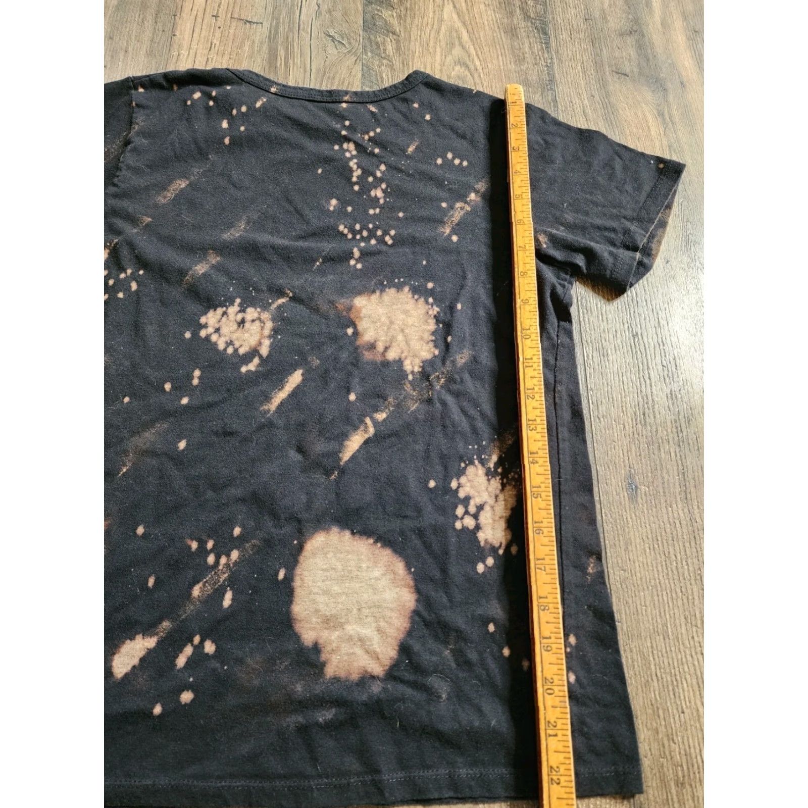 Etro VINTAGE Unbranded T-Shirt Womens L Black Bleach Dancing Skeleton Crew Neck Short Sleeve Cotton Blend Logo Basic 90s Animals Human Theme: Bleach Size L / US 10 / IT 46 - 3 Thumbnail