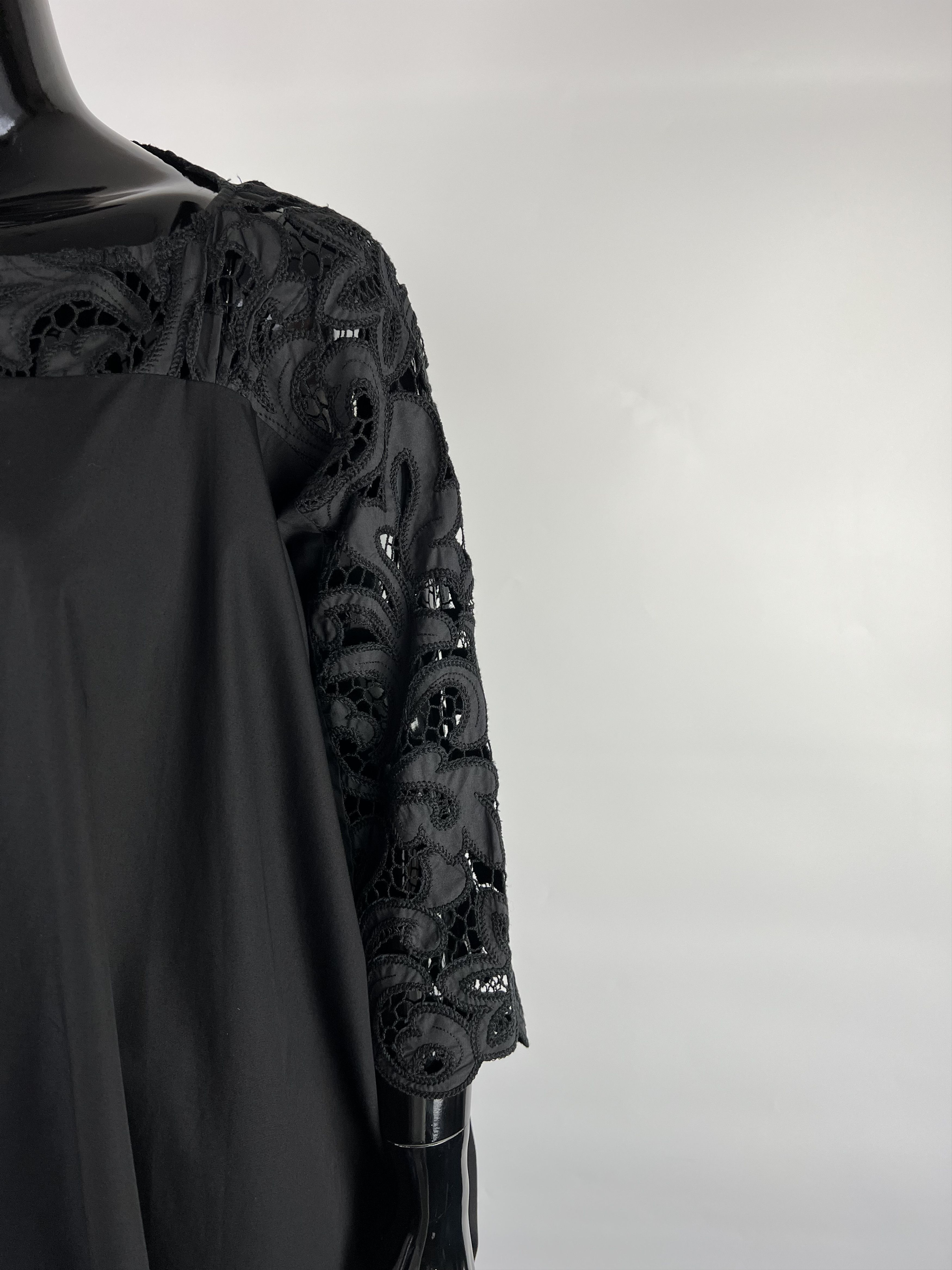Dries Van Noten Dries Van Noten Black Cotton Lace Dress Size M Size M / US 6-8 / IT 42-44 - 2 Thumbnail