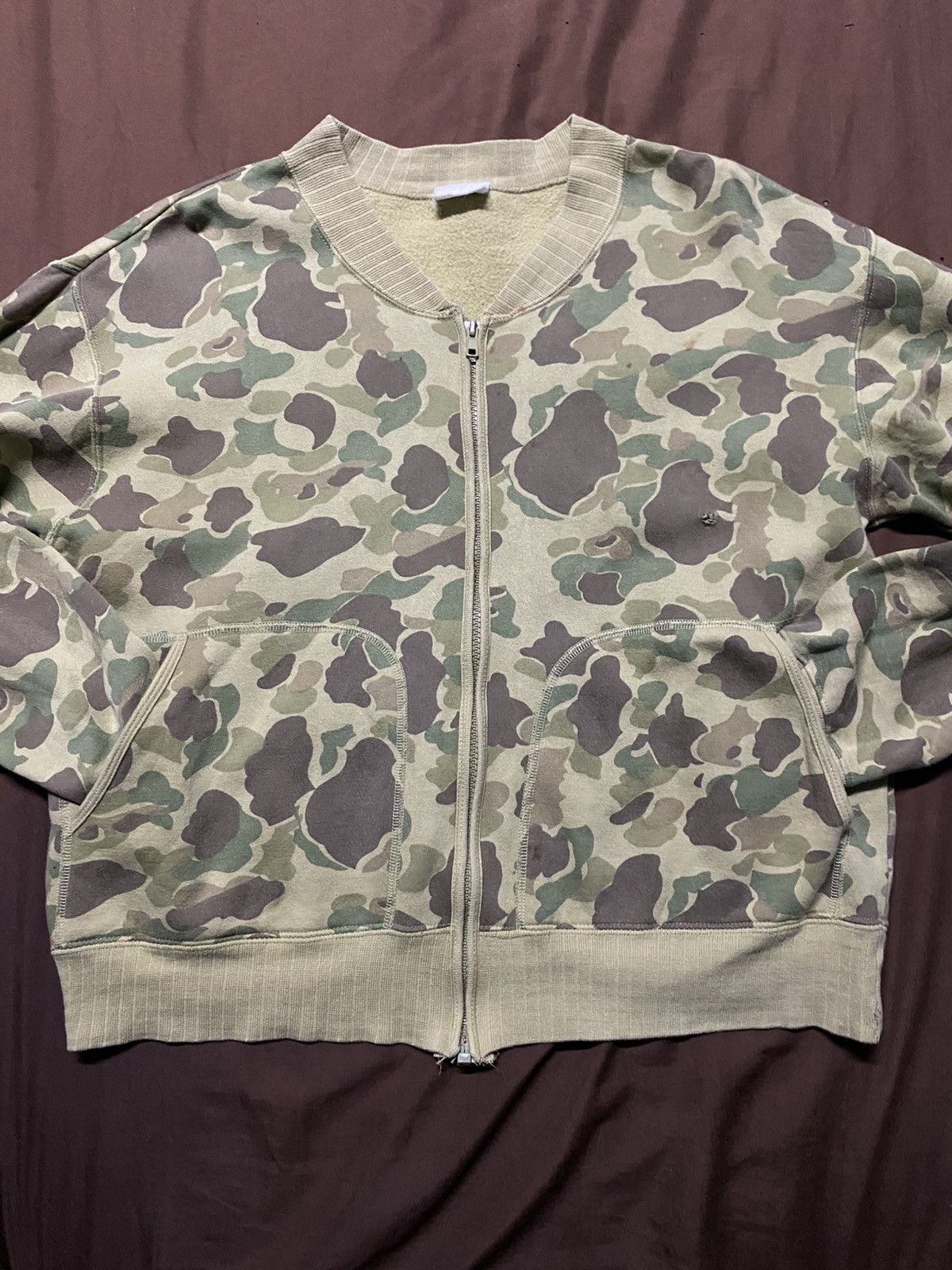 Japanese Brand CAB Clothing Duck Camo Vneck Sweater Size US M / EU 48-50 / 2 - 4 Thumbnail