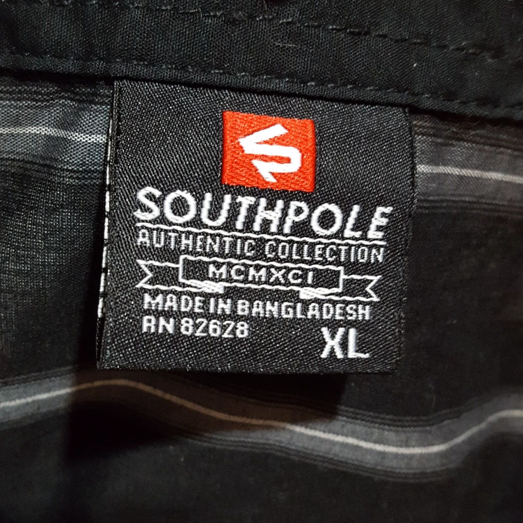 Southpole VINTAGE Y2K Southpole Black Striped Button-Up Shirt XL Mens Grunge Preppy Collared Retro Surf 90s Size US XL / EU 56 / 4 - 7 Thumbnail