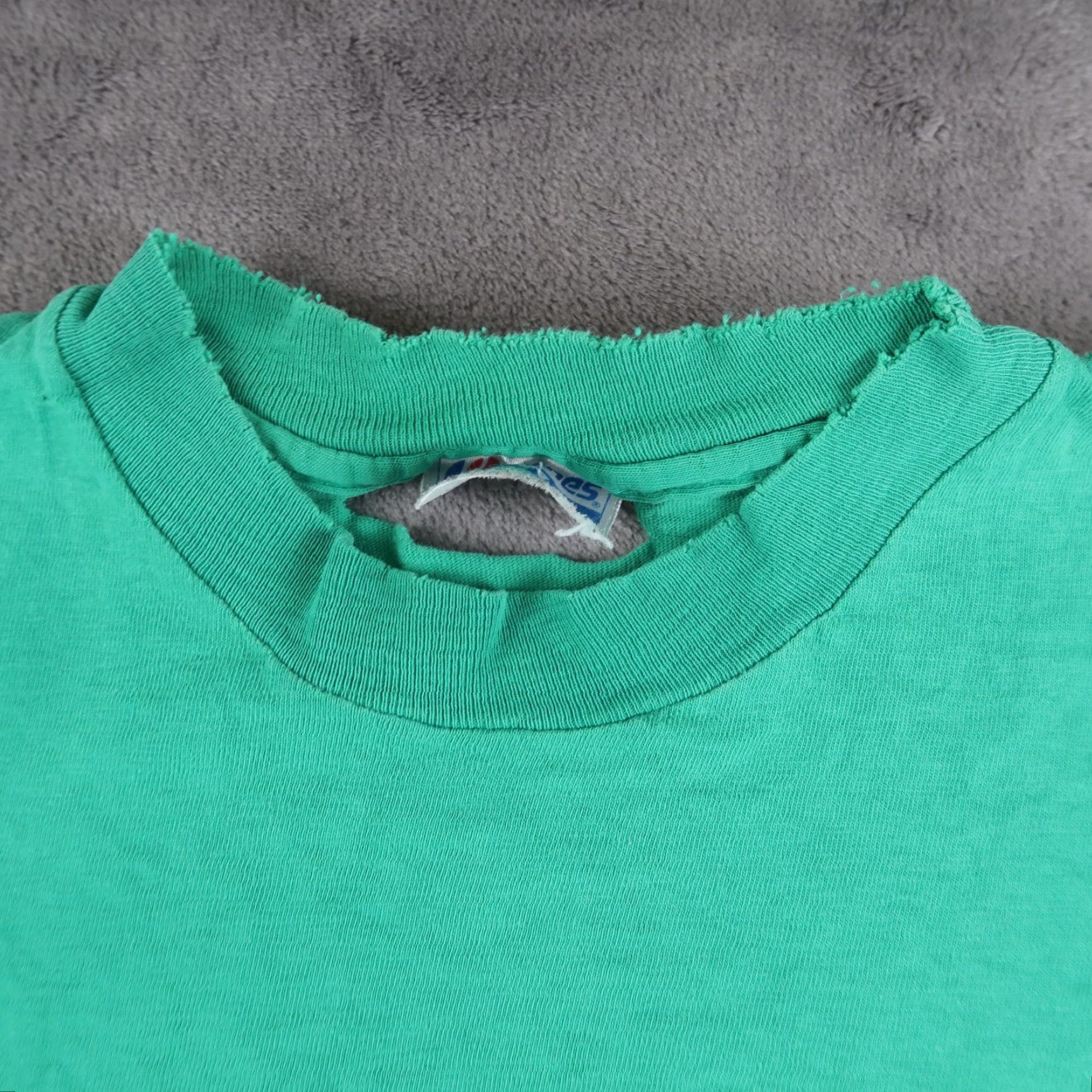 Hanes VINTAGE Tako Poke T Shirt Mens L Green Distressed Graphic Print 80s 90s Dog Funny Streetwear Size US L / EU 52-54 / 3 - 5 Thumbnail