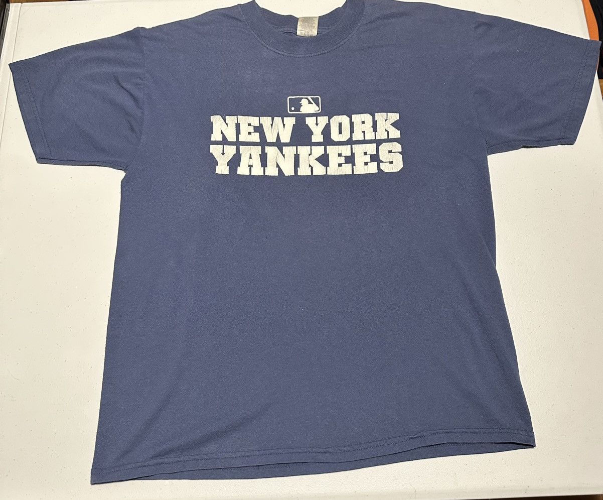 Vintage Vintage Y2K New York Yankees mlb baseball T-shirt Size US XXS / EU 40 - 2 Thumbnail