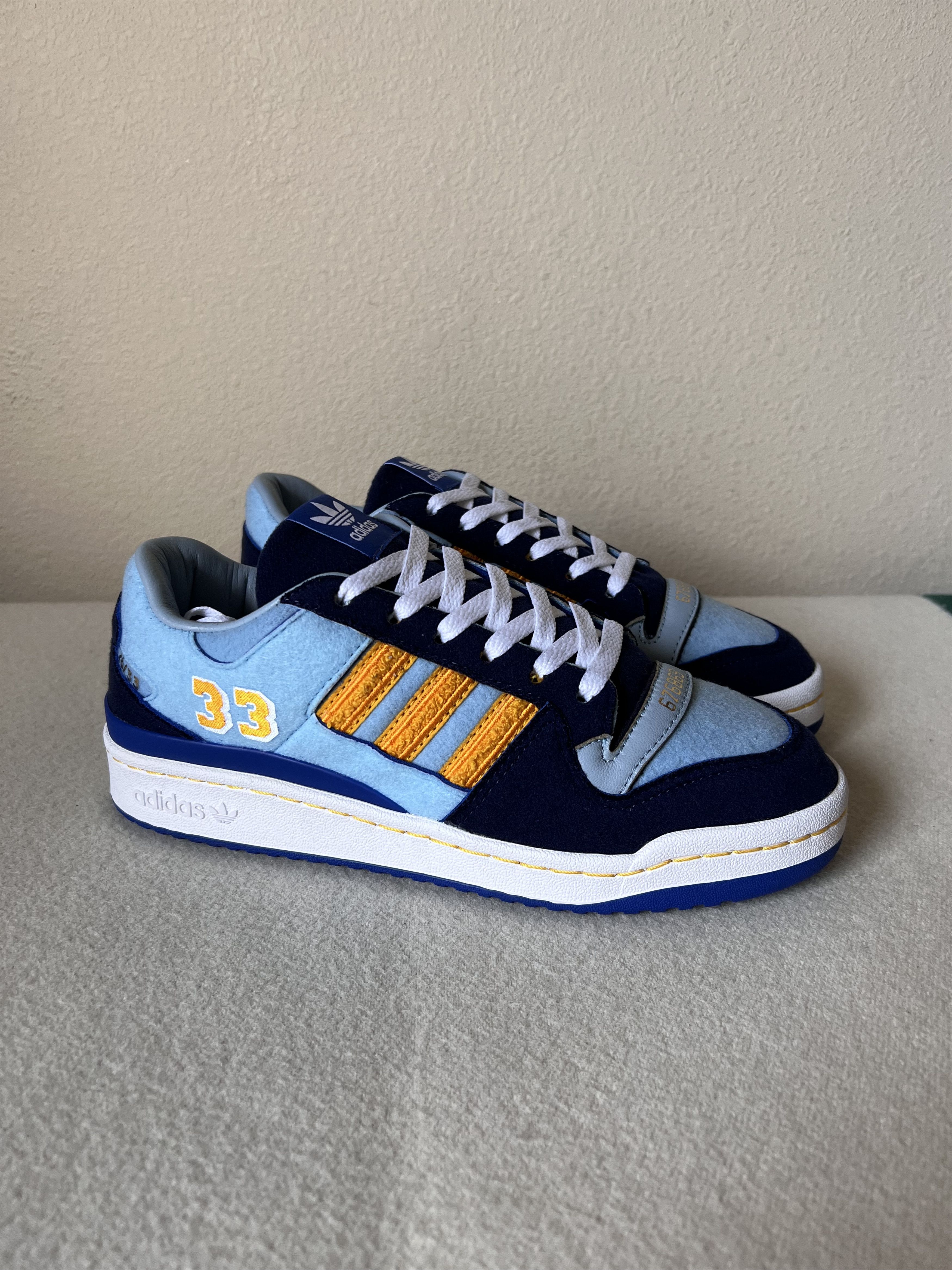 Adidas 26/33 Kareem Abdul-Jabbar Adidas Foruma Low Alpha Size US 9 / EU 42 - 1 Thumbnail