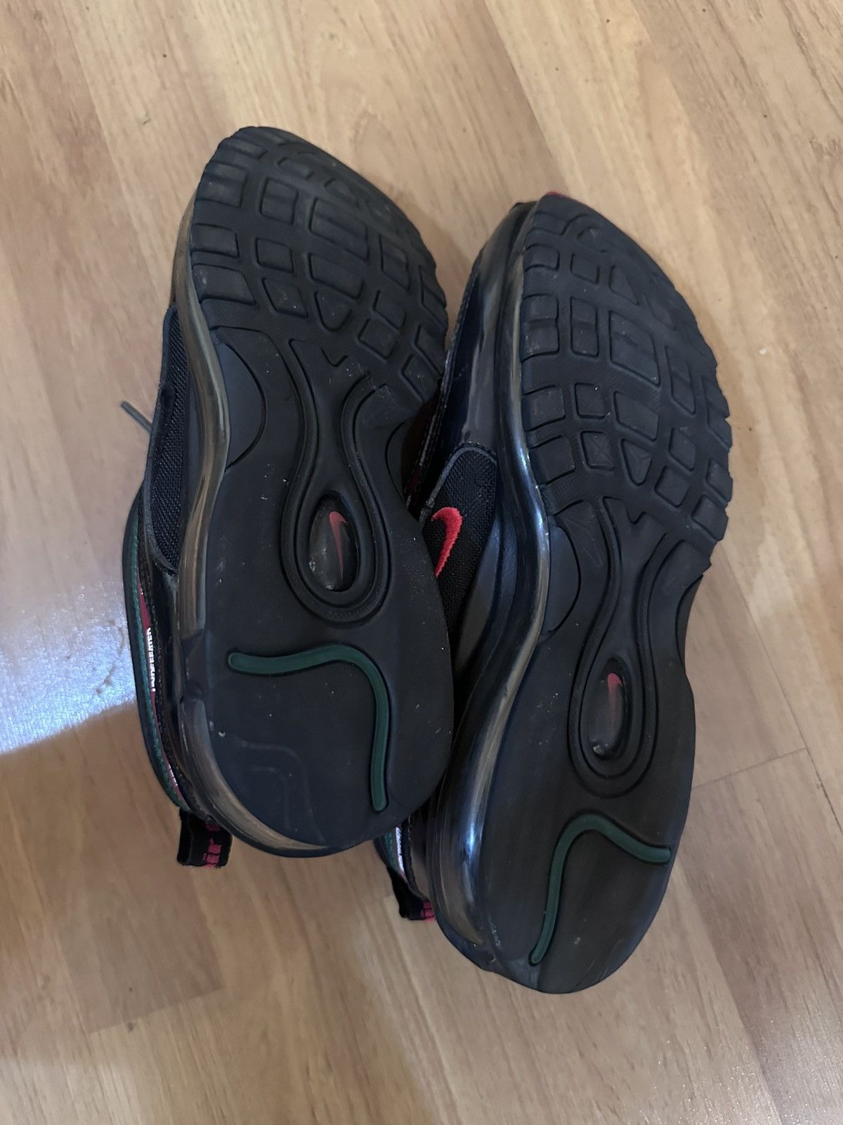 Nike × Undefeated Nike Air Max 97 x Undefeated OG Black Red Green Size US 9 / EU 42 - 5 Thumbnail