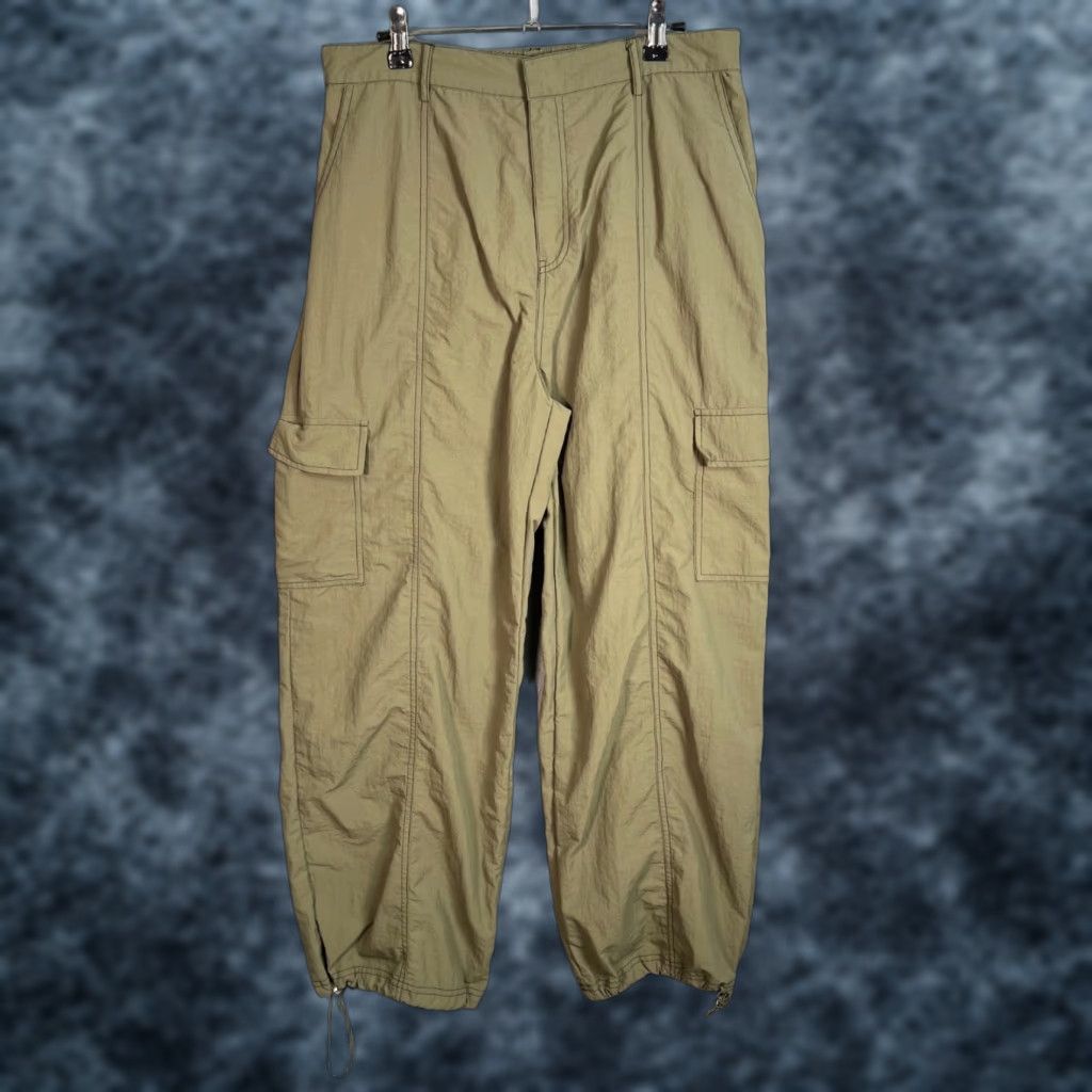 Olive Love Tree Womens L Wide Leg Cargo Pants Olive Green Drawstring Cuffs Size 36" / US 14 / IT 50 - 1 Thumbnail