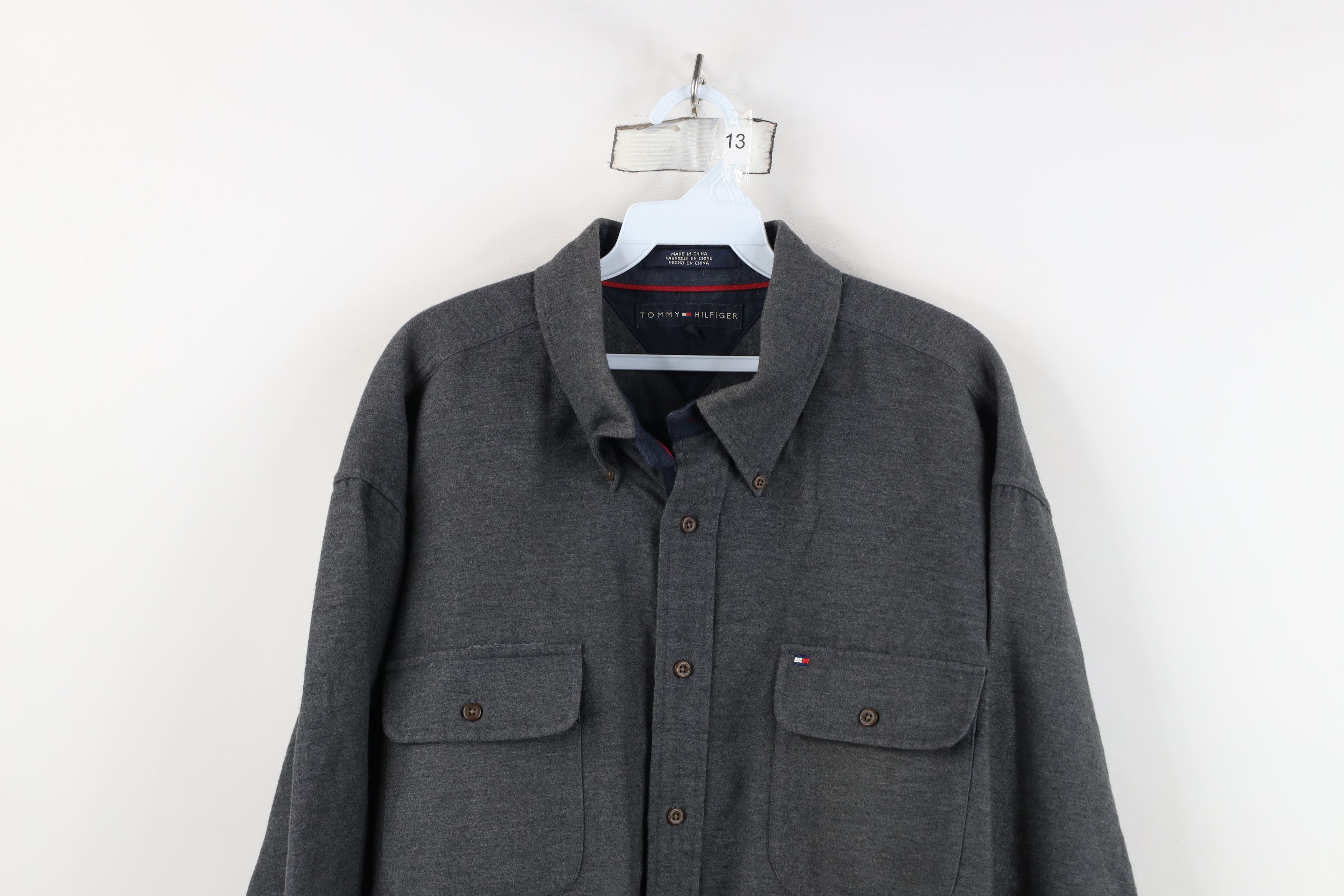 Tommy Hilfiger Vintage 90s Tommy Hilfiger Chamois Cloth Button Shirt Gray Size US XL / EU 56 / 4 - 2 Thumbnail