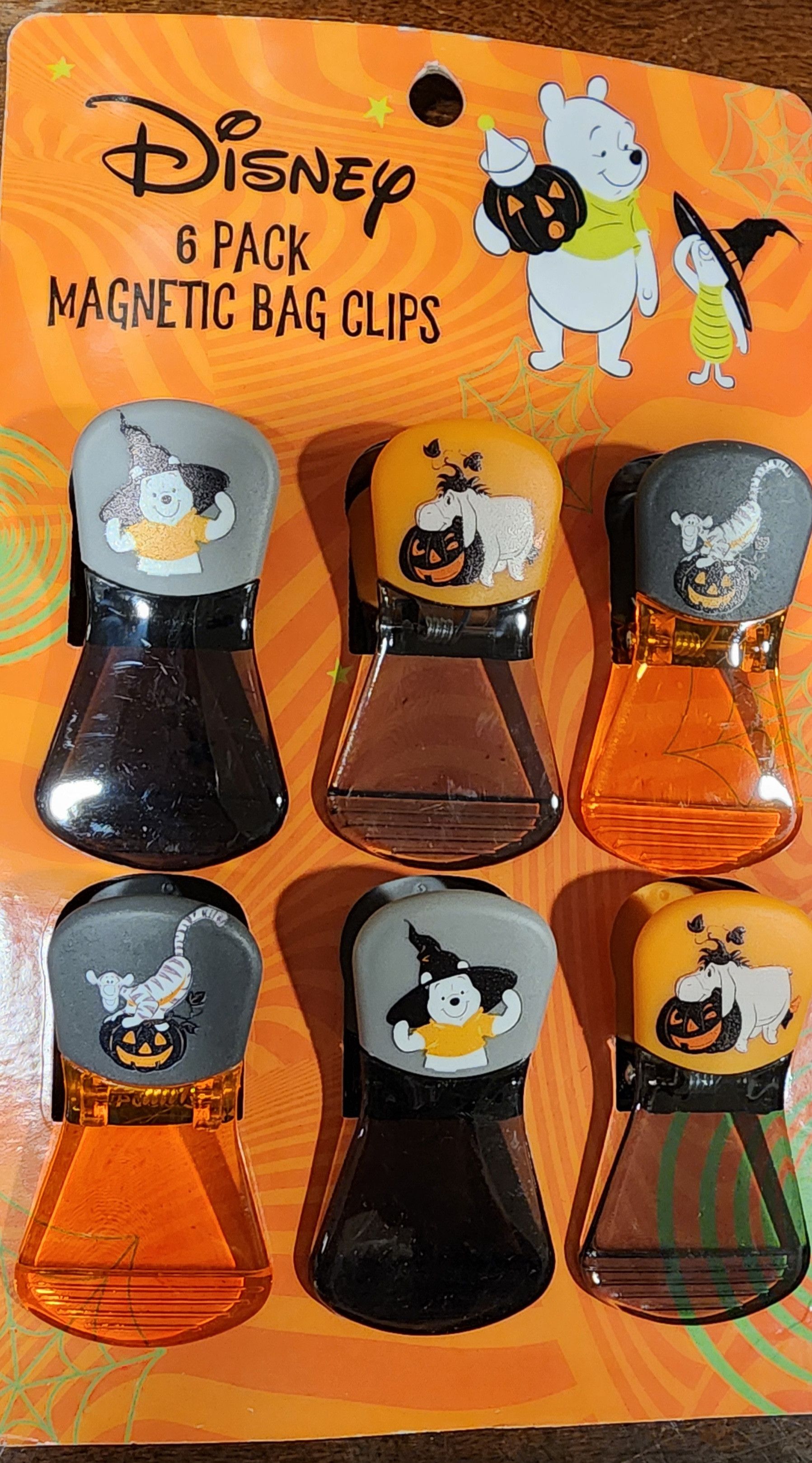 Disney NWT Winnie The Pooh Eyore Halloween 6 Magnetic Clip Set Size ONE SIZE - 1 Thumbnail