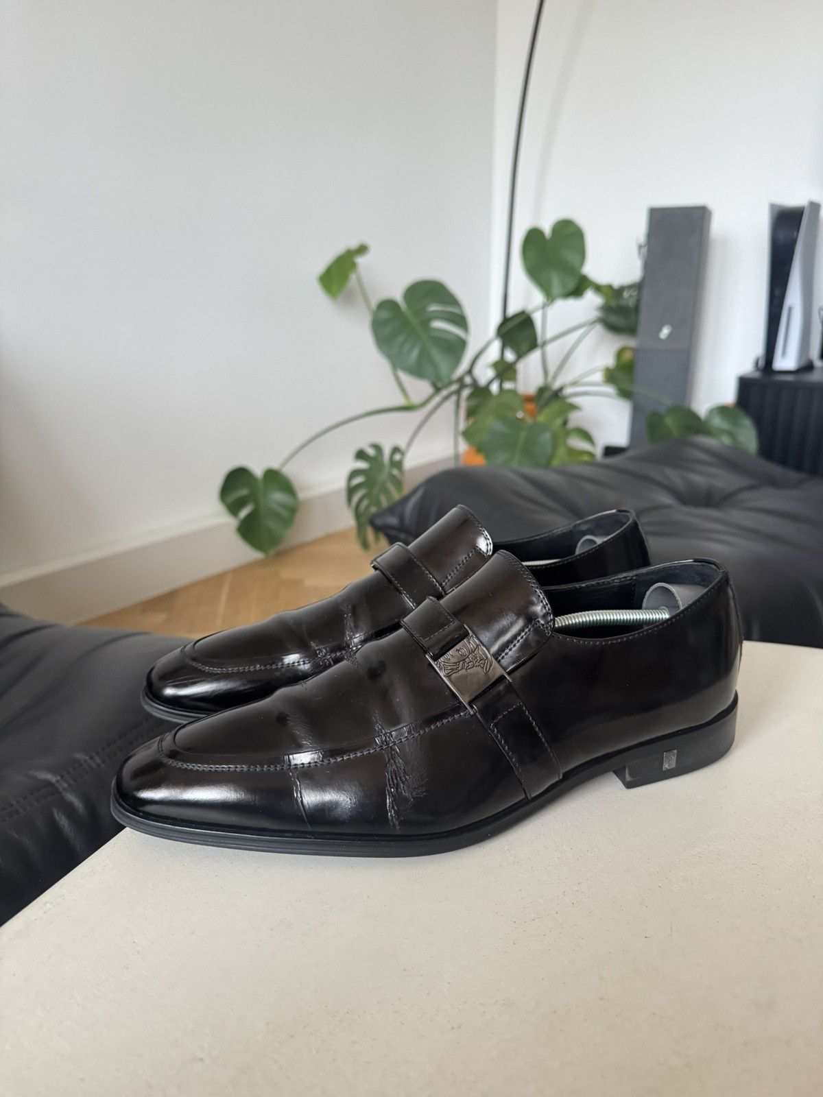 Designer × Luxury × Versace Versace Collection Formal Low  display picture 2