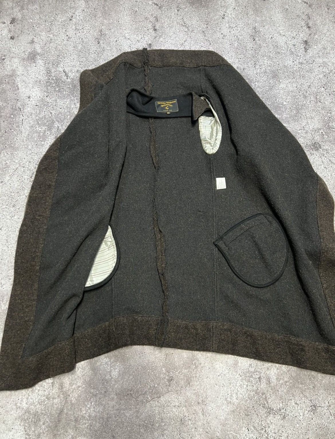 Vivienne Westwood Vivienne Westwood Avant Garde Asymmetric Wool Coat Jacket Size S / US 4 / IT 40 - 4 Thumbnail
