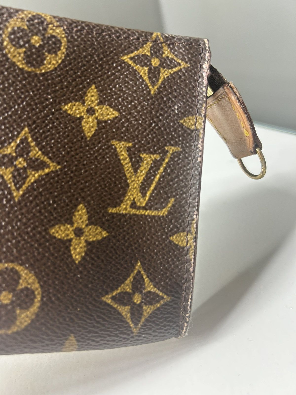 Louis Vuitton Vintage Louis Vuitton Monogram Mini Pochette w/ COA Size ONE SIZE - 9 Thumbnail