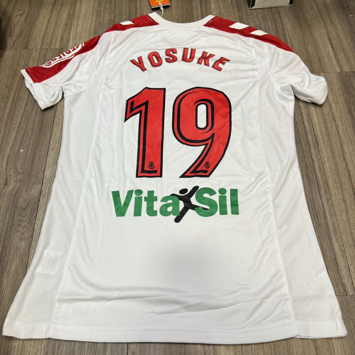Hummel × Sports Specialties Deportiva Leonesa 17/18 player issue shirt #19 Yosuke 井手口揚介 Size US M / EU 48-50 / 2 - 2 Thumbnail