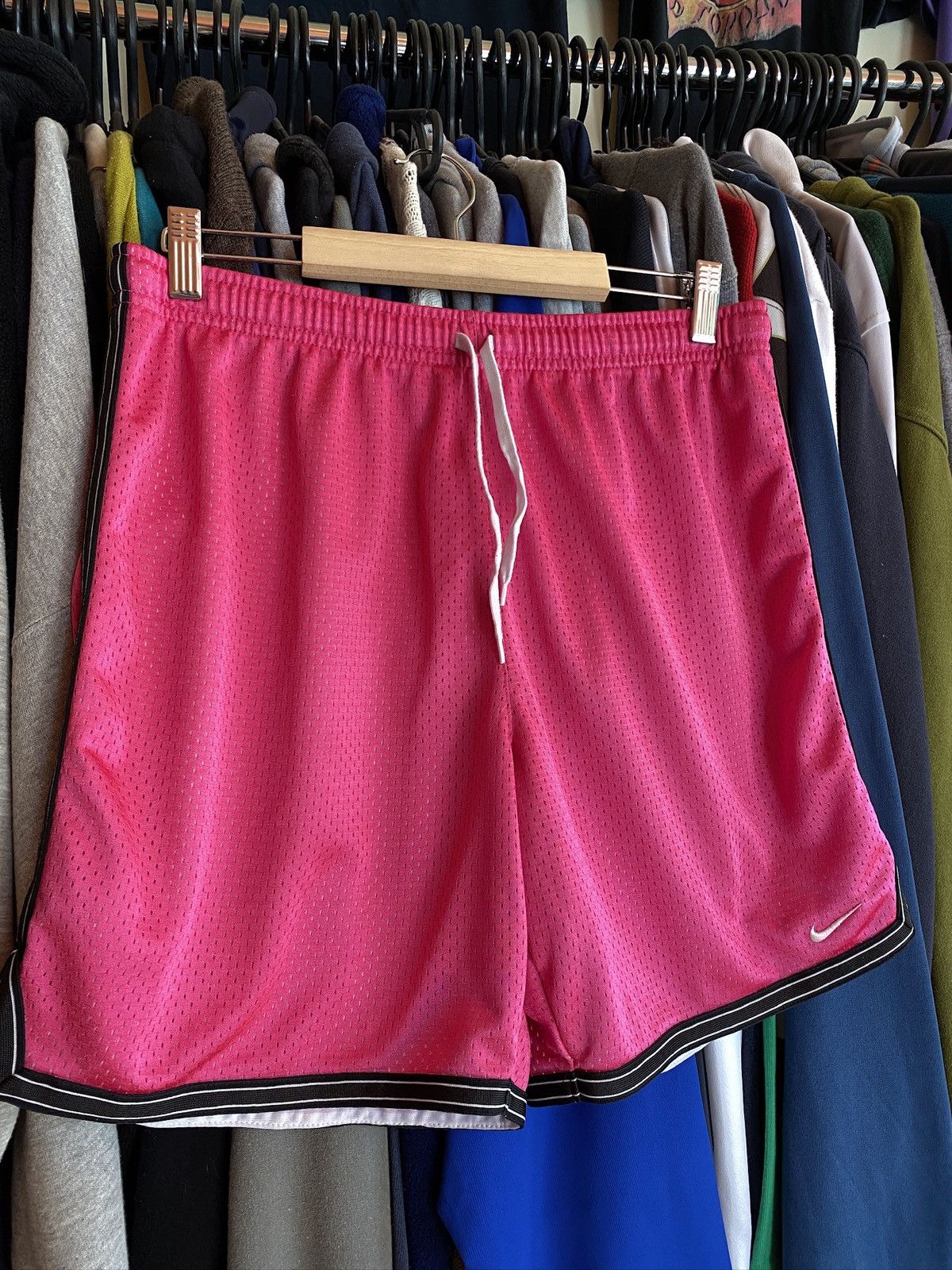 Nike VINTAGE NIKE PINK SHORTS Y2k sportswear Size 32" / US 10 / IT 46 - 2 Thumbnail