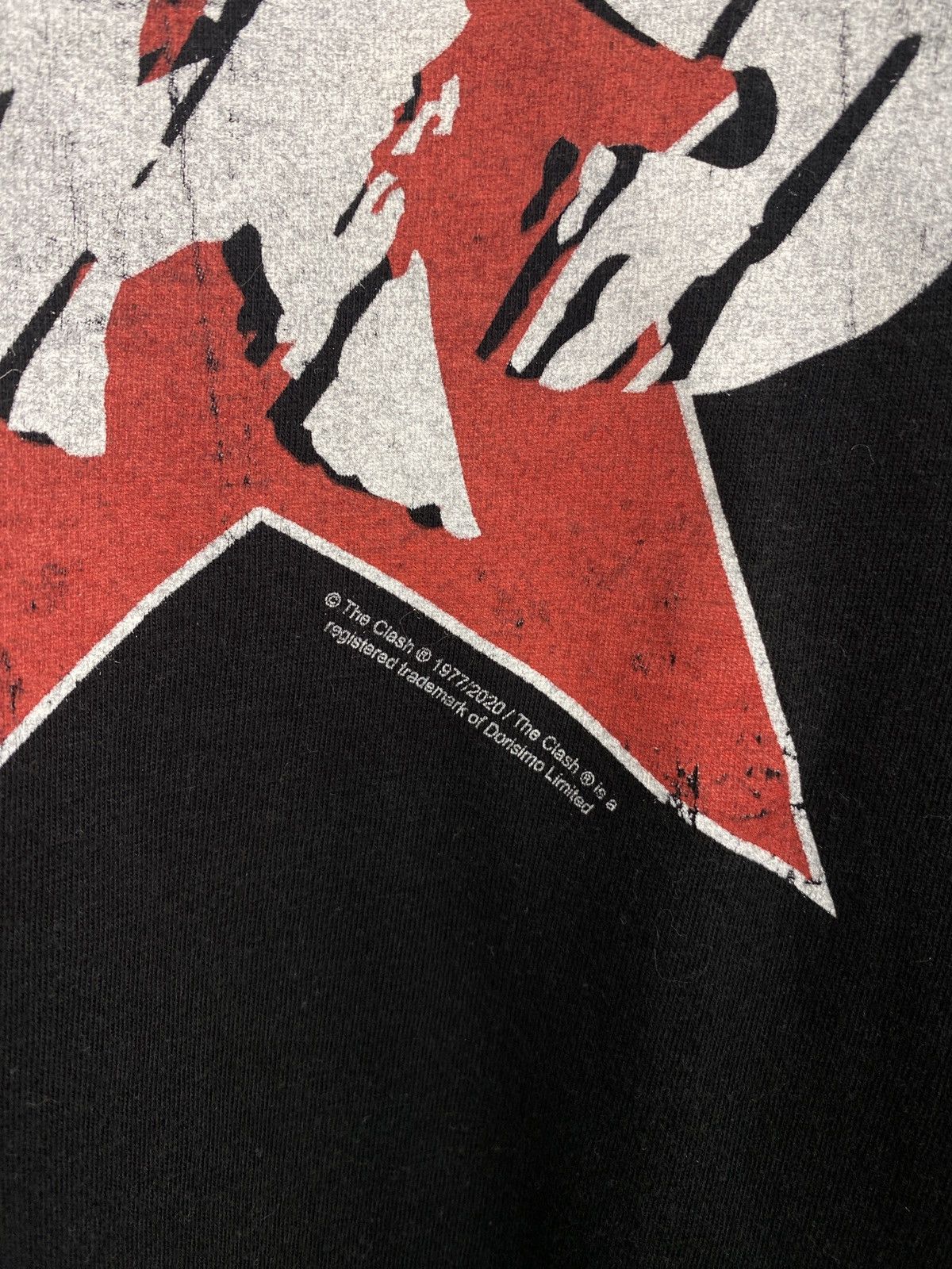 Band Tees Vintage The Clash 1977/2020 T-Shirt Rare Retro Hype Y2K Size US XL / EU 56 / 4 - 5 Thumbnail