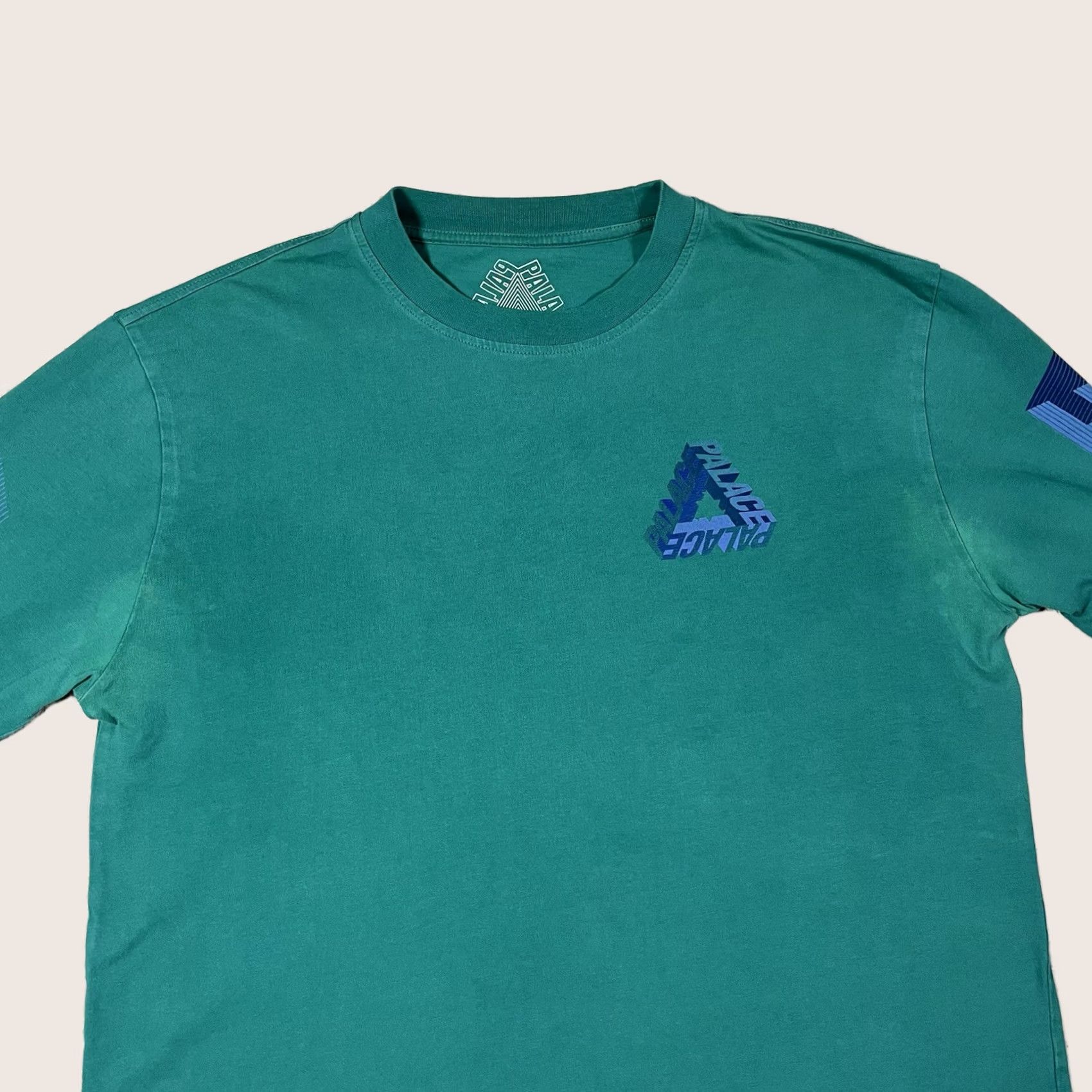 Palace Slub Crew - Ecru Tri Ferg | Grailed