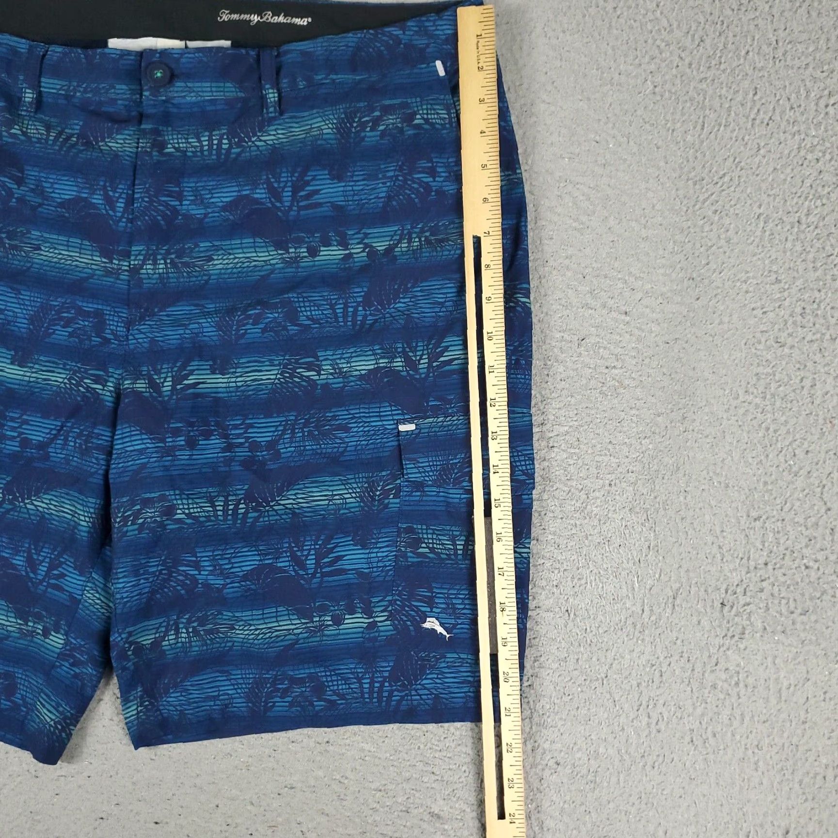 Tommy Bahama Tommy Bahama Shorts Mens 2XL Blue Striped Tropical Beach Board Swim Trunks Size US 39 - 4 Thumbnail