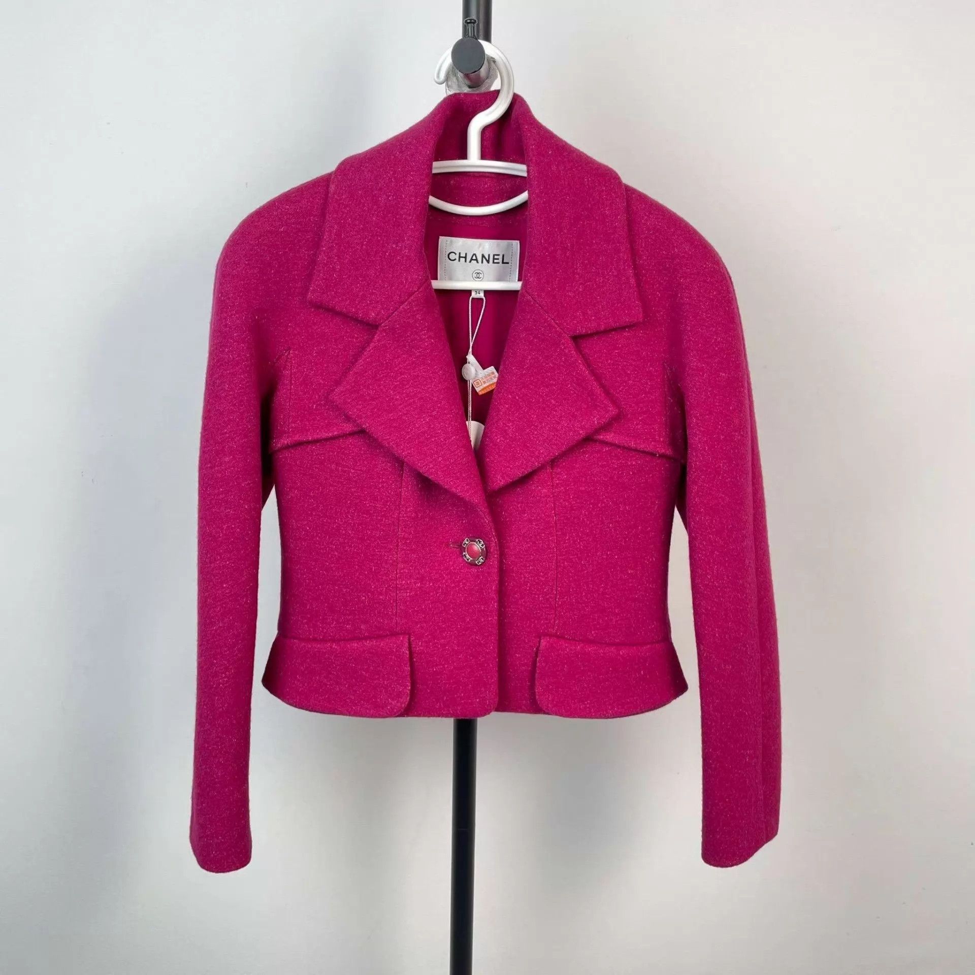 Chanel Chanel Pink Wool Jacket 34 EU Size XS / US 0-2 / IT 36-38 - 1 Thumbnail