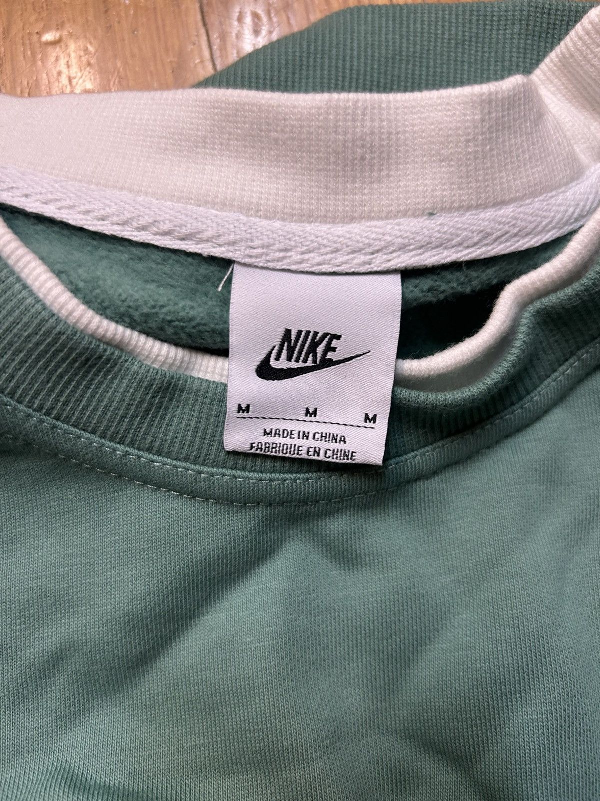 Nike Nike Vintage Embroidered Logo Sweater Size US M / EU 48-50 / 2 - 2 Thumbnail