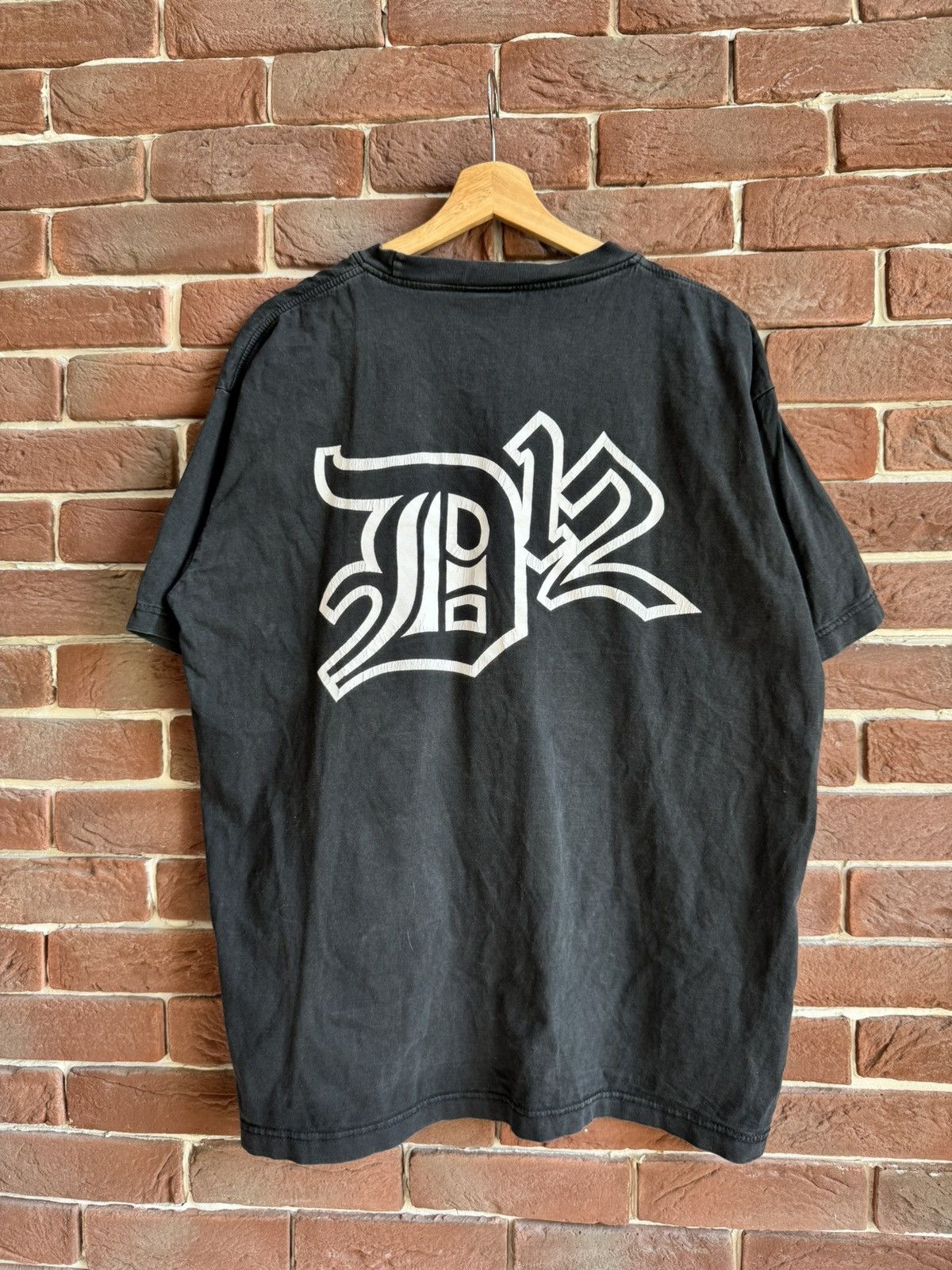 Band Tees × Rap Tees × Vintage Vintage Eminem D12 Up In Smoke Tour Rap Promo Band Tee 00s Size US XL / EU 56 / 4 - 2 Thumbnail