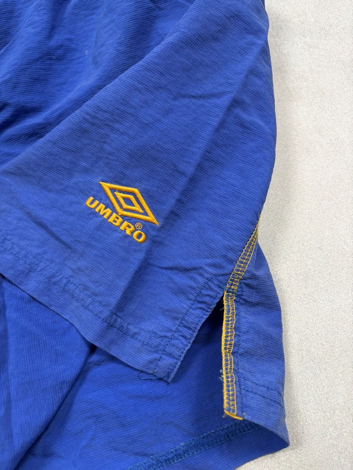 Chelsea Soccer Vintage Umbro Chelsea FC 2001/2002 Home Football Shorts M Size US 34 / EU 50 - 6 Thumbnail