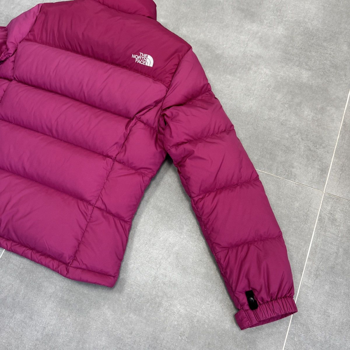 The North Face The North Face TNF 700 Nuptse Pink Puffer Down Jacket Women Size M / US 6-8 / IT 42-44 - 24 Thumbnail