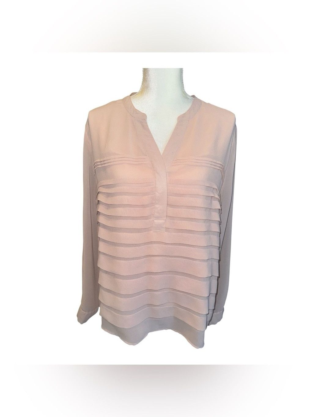 Calvin Klein Calvin Klein Pale Blush Pleated Front V-Neck Blouse- Large # Size L / US 10 / IT 46 - 1 Thumbnail