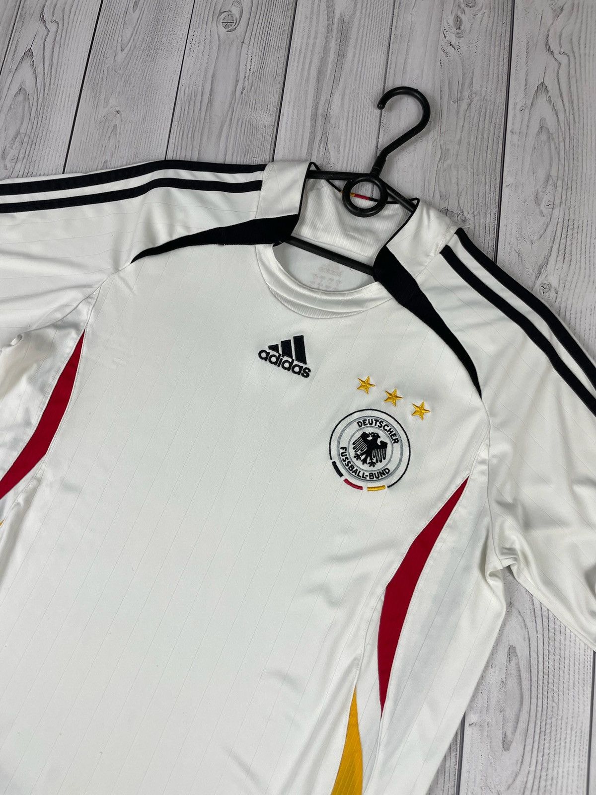 Adidas Vintage adidas Deutschland soccer jersey size M Germany Size US M / EU 48-50 / 2 - 2 Thumbnail
