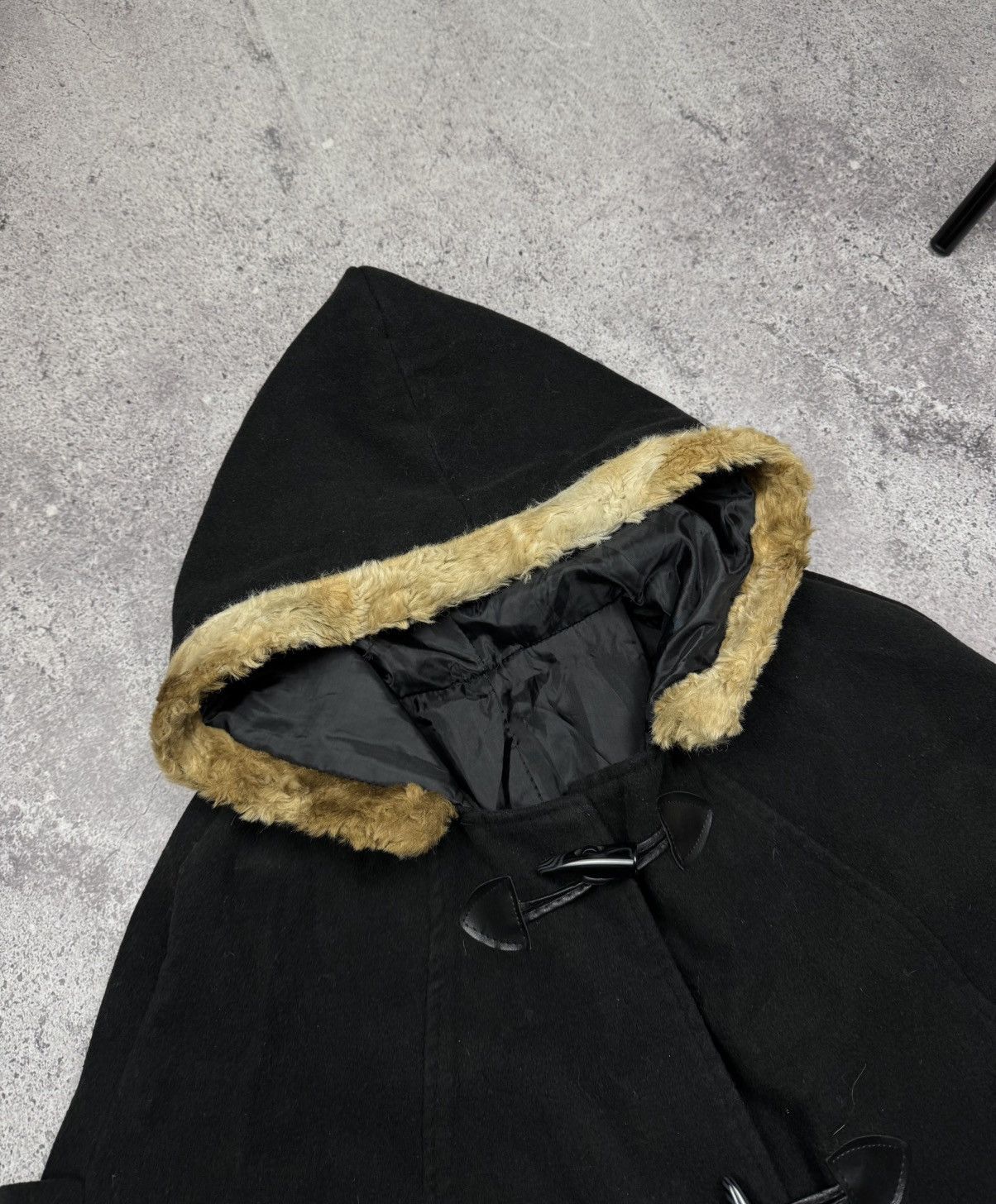 If Six Was Nine Faux Fur Wool Capes ifsixwasnine CDG LGB goa poncho vibe OS Size ONE SIZE - 4 Thumbnail