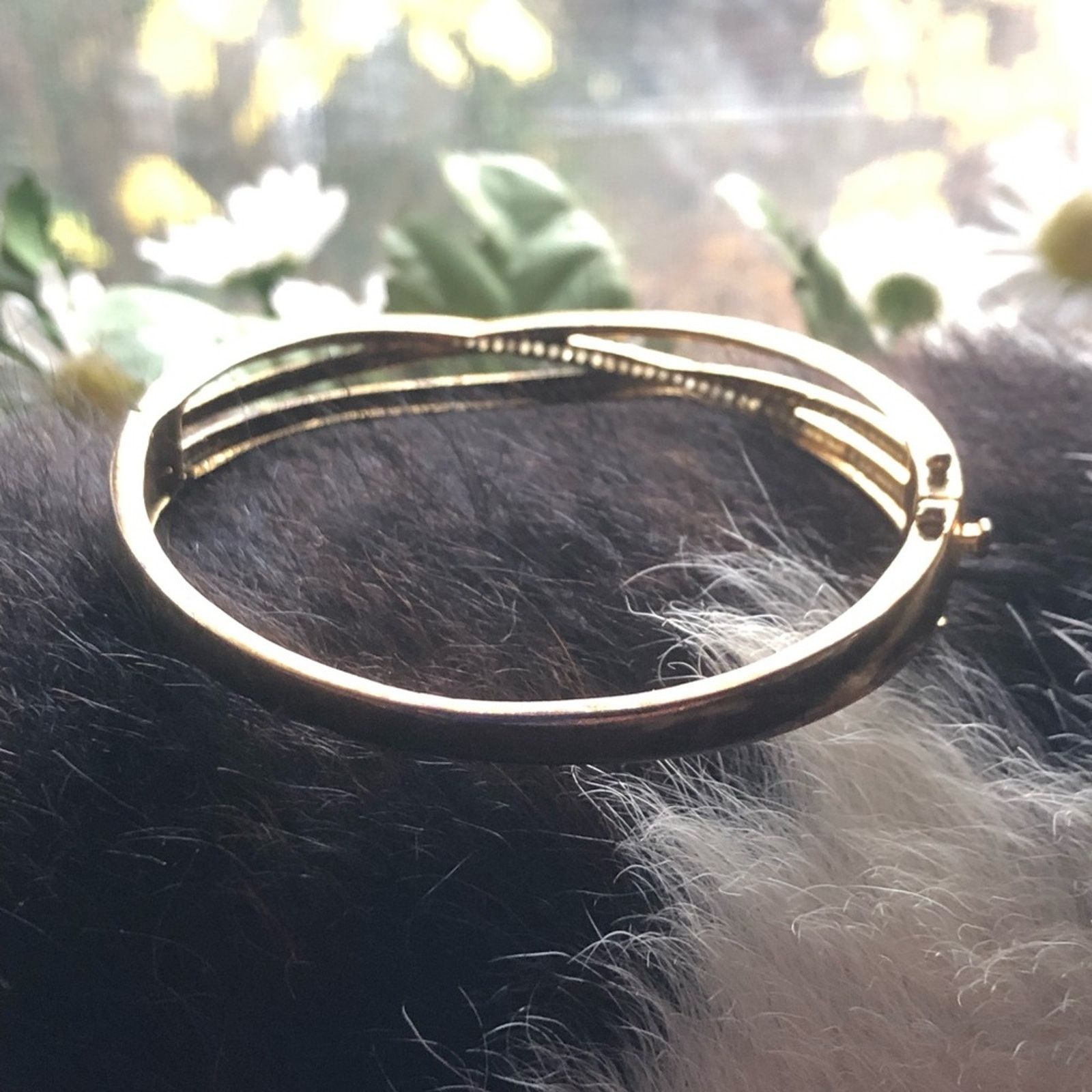 Vintage Vintage rough crystal gold plated hinged bangle bracelet Size ONE SIZE - 3 Thumbnail