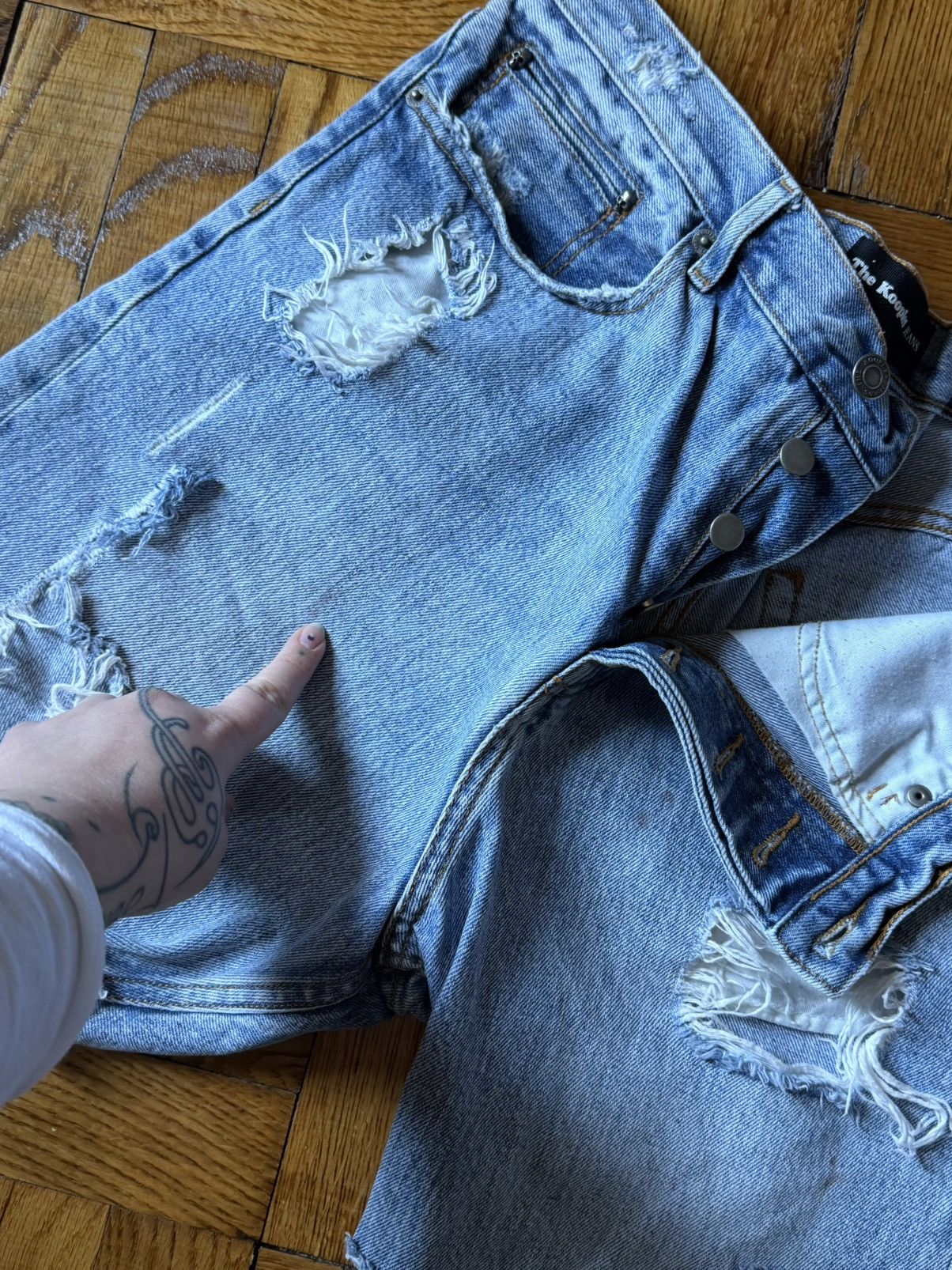 The Kooples The Kooples Distressed Denim Shorts with Skull Grommet Size US 33 - 8 Thumbnail
