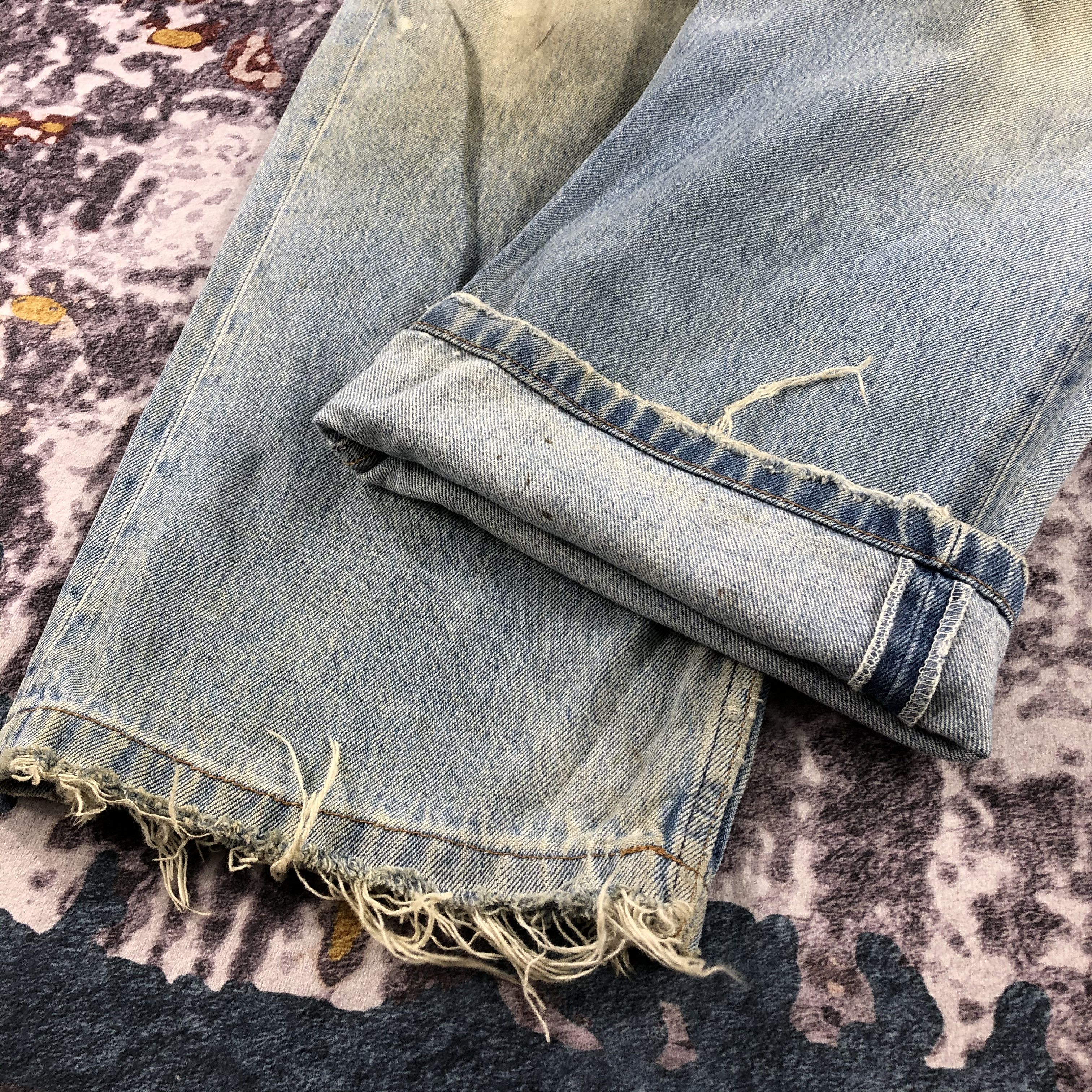 Levi's Vintage 90s Light Wash Levis 501 Jeans-JM2259 Size US 43 - 9 Thumbnail