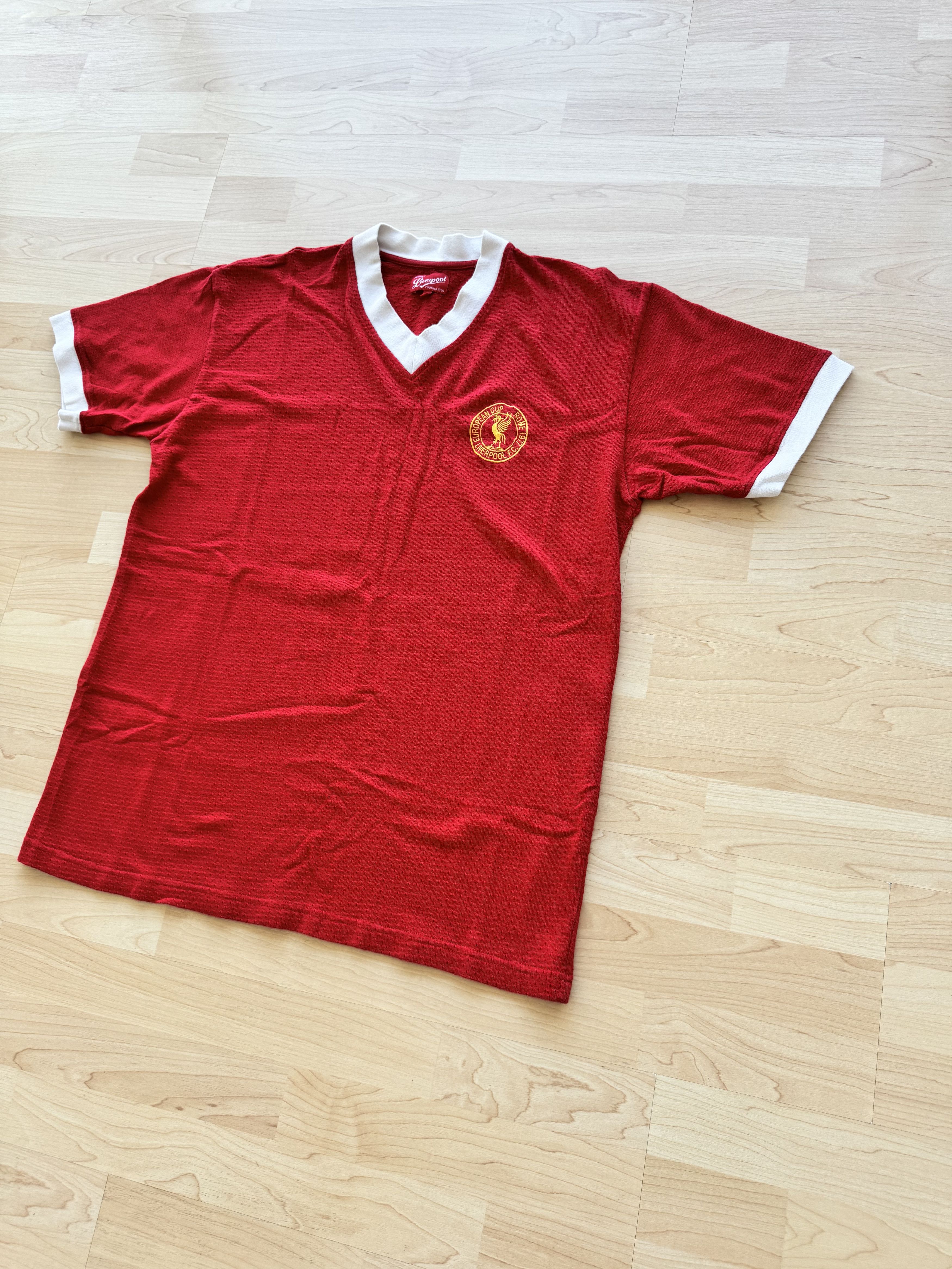 Other Vintage Liverpool 1977 Football Shirt European Cup Size US L / EU 52-54 / 3 - 3 Thumbnail
