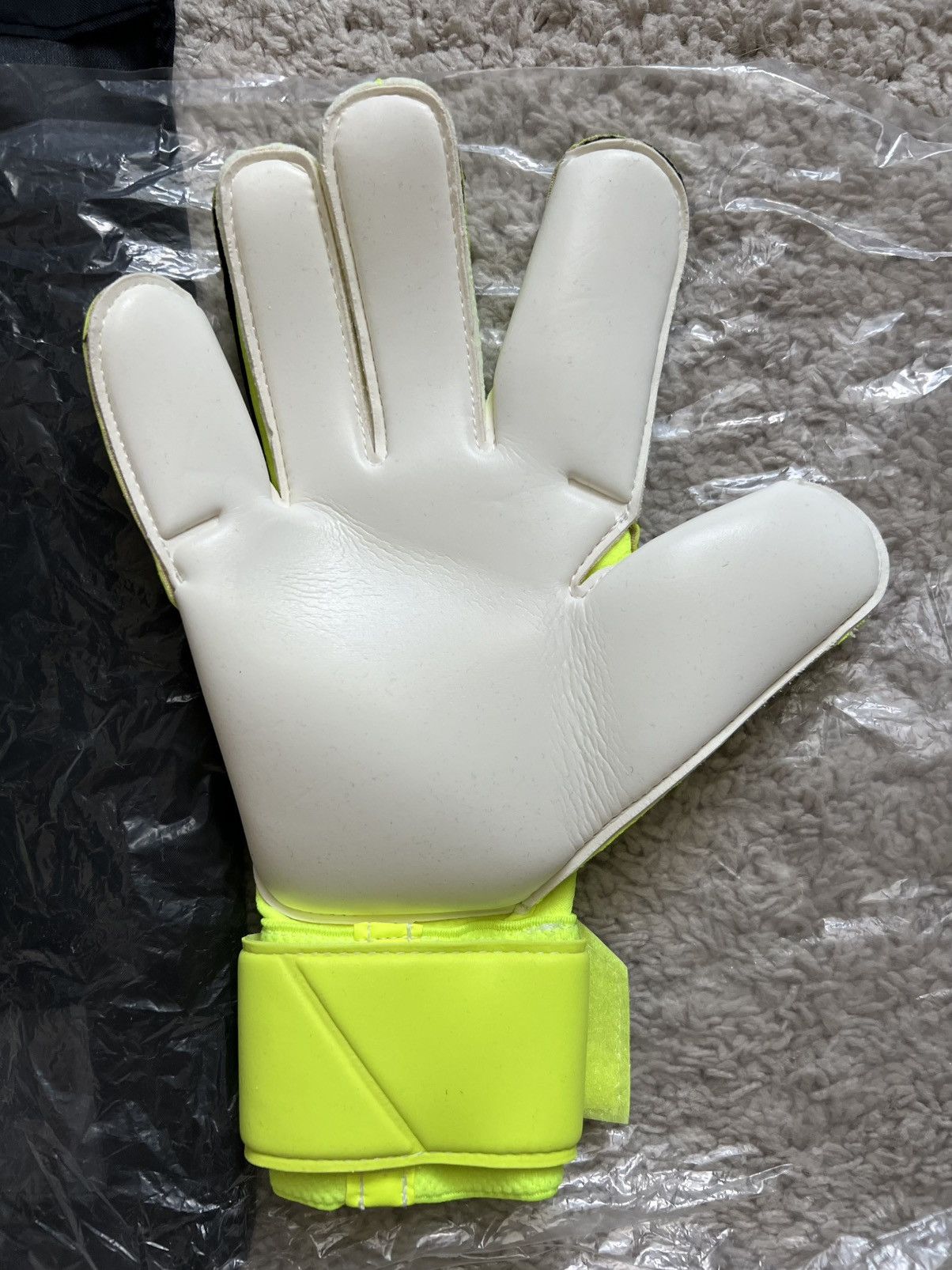 Nike Nike Grip 3 Match Goalkeeper Gloves Soccer Gloves Size ONE SIZE - 12 Thumbnail