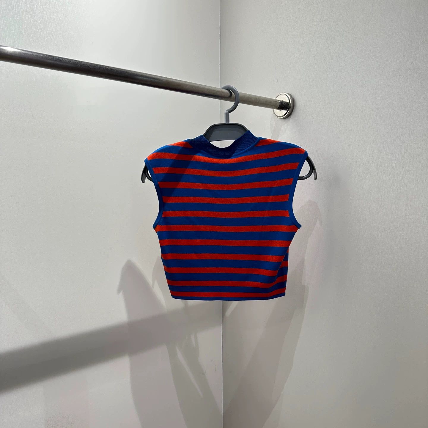 Hermes Hermes mar321 blue red stripe short vest 34 Size XS / US 0-2 / IT 36-38 - 2 Thumbnail