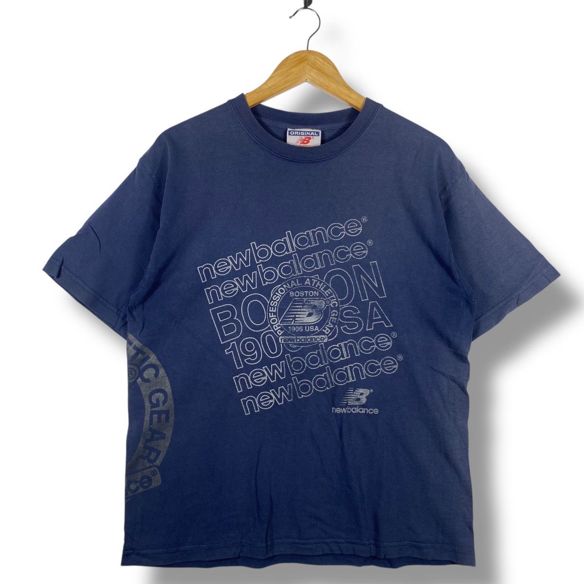 New Balance Vintage NEW BALANCE Athletic Gear Faded Tee Shirt Size US M / EU 48-50 / 2 - 1 Thumbnail