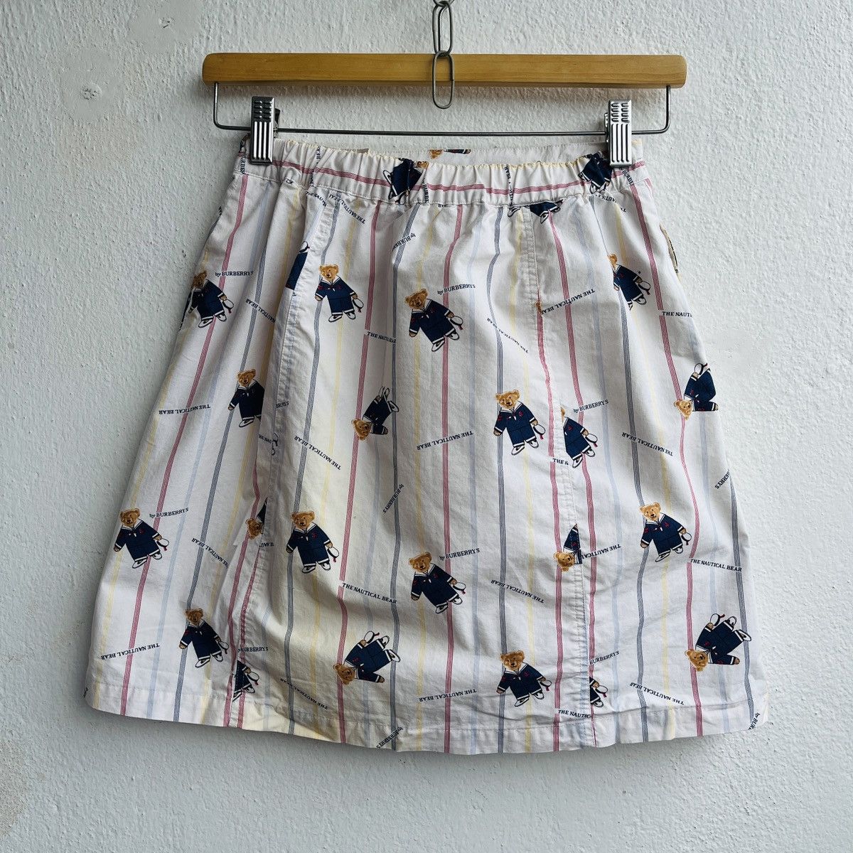 Burberry × Vintage Real Vintage Burberrys The Nautical Bear Monogram Skirts Size 26" / US 2 / IT 38 - 2 Thumbnail