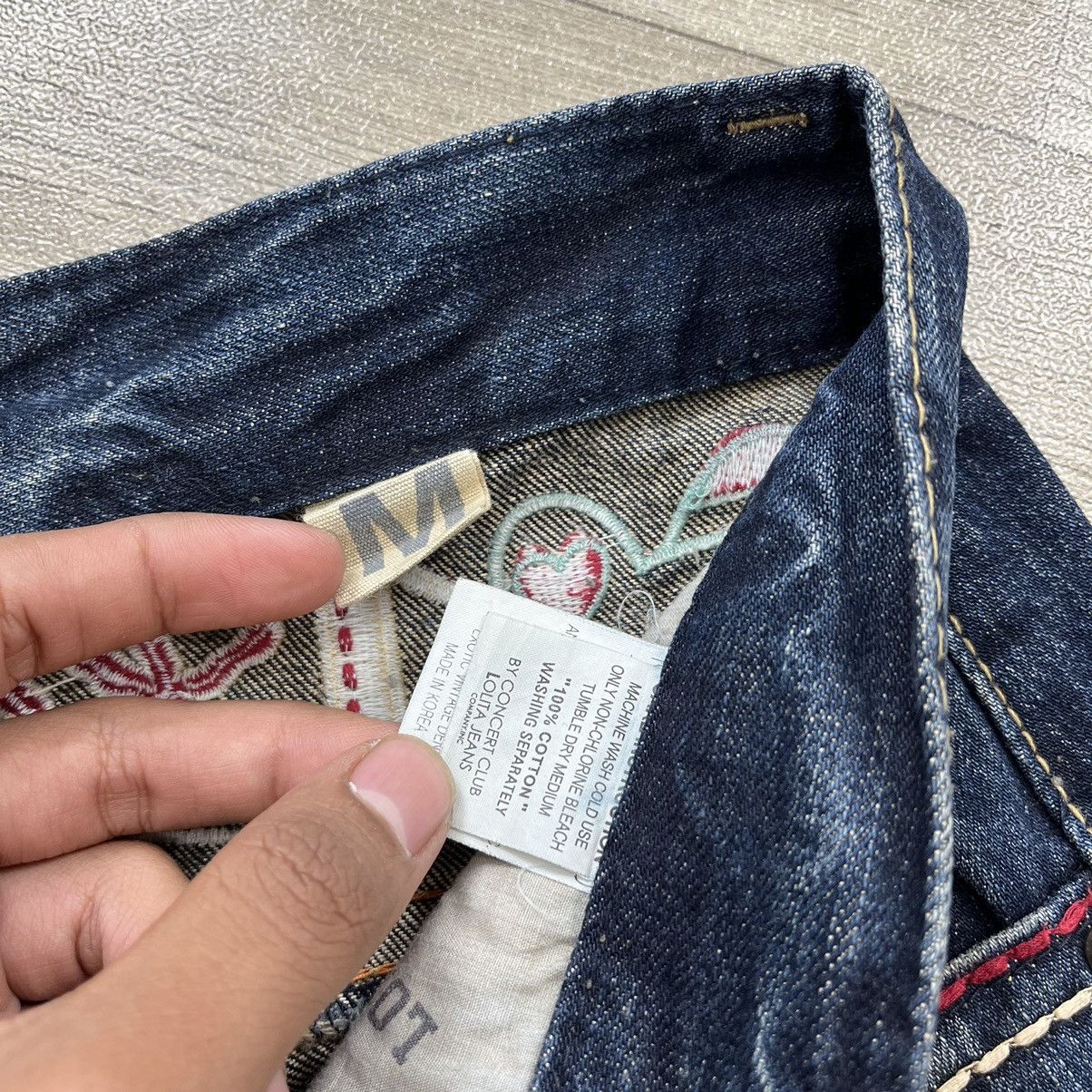 If Six Was Nine × Japanese Brand × Le Grande Bleu (L.G.B.) Vtg Lolita Embroidered Flare Jeans Faded Exotic Denim Y2K Size US 31 - 11 Thumbnail
