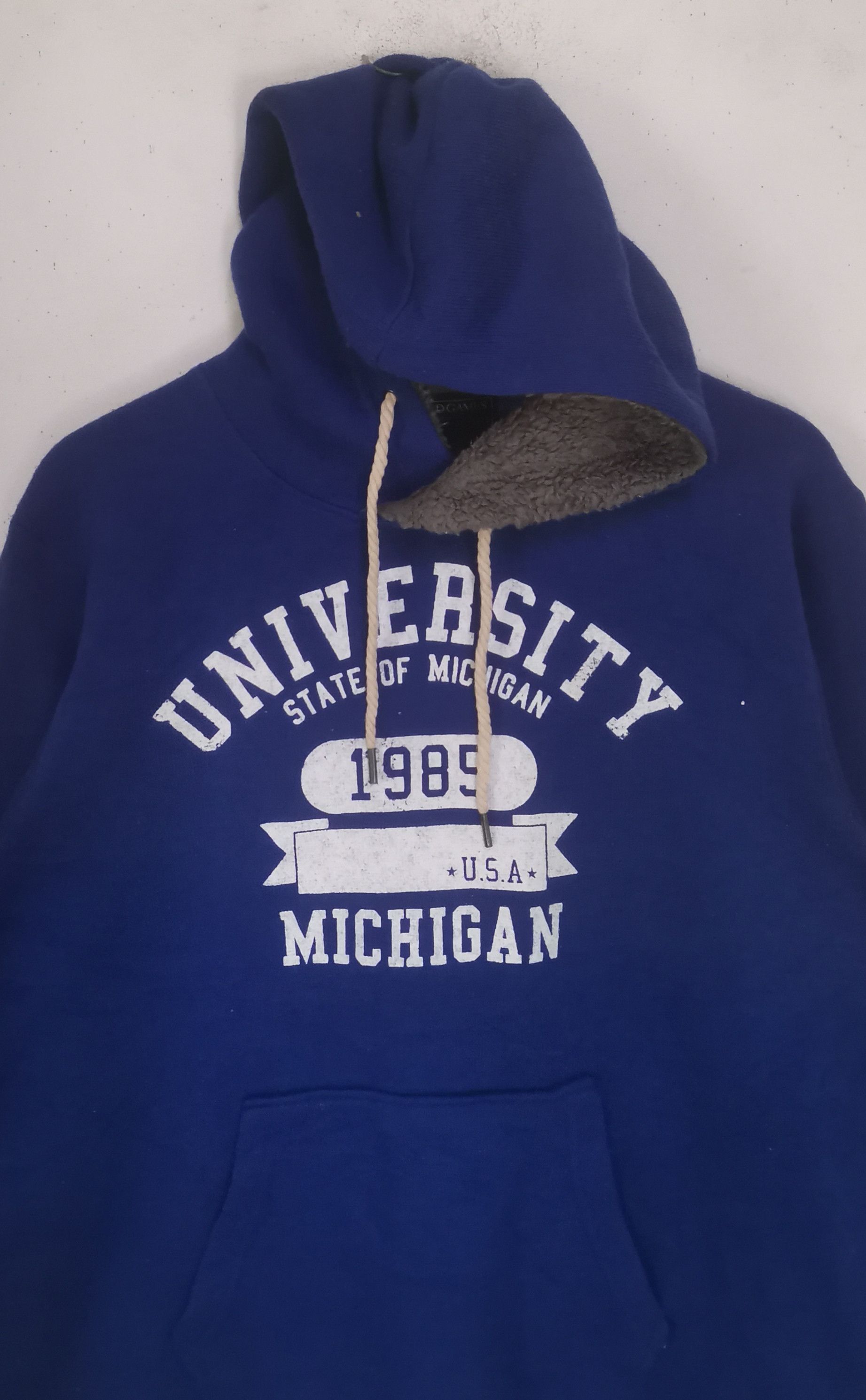 Vintage Rare Vintage University states Of Michigan hoodies Size US XL / EU 56 / 4 - 2 Thumbnail