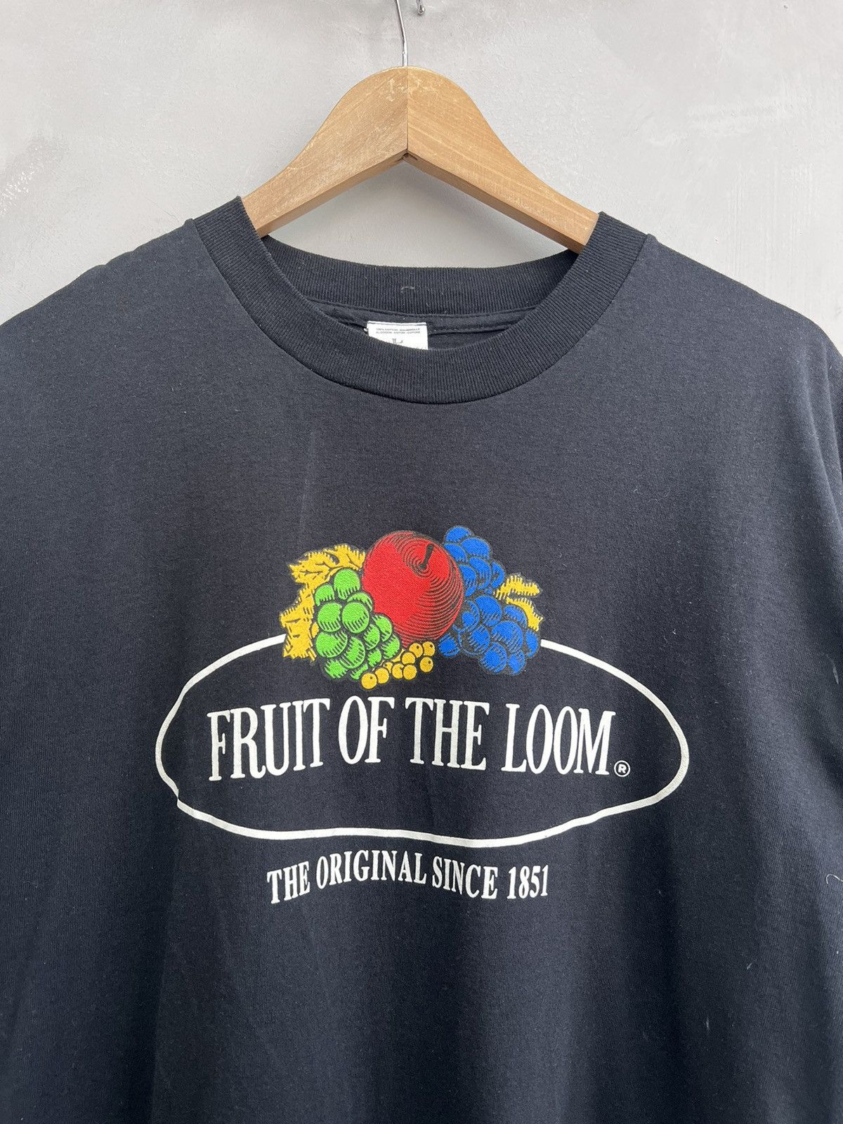 Fruit Of The Loom Vintage 90s Fruit of the Loom T-Shirt (L) Kanye vibe Size US L / EU 52-54 / 3 - 6 Thumbnail