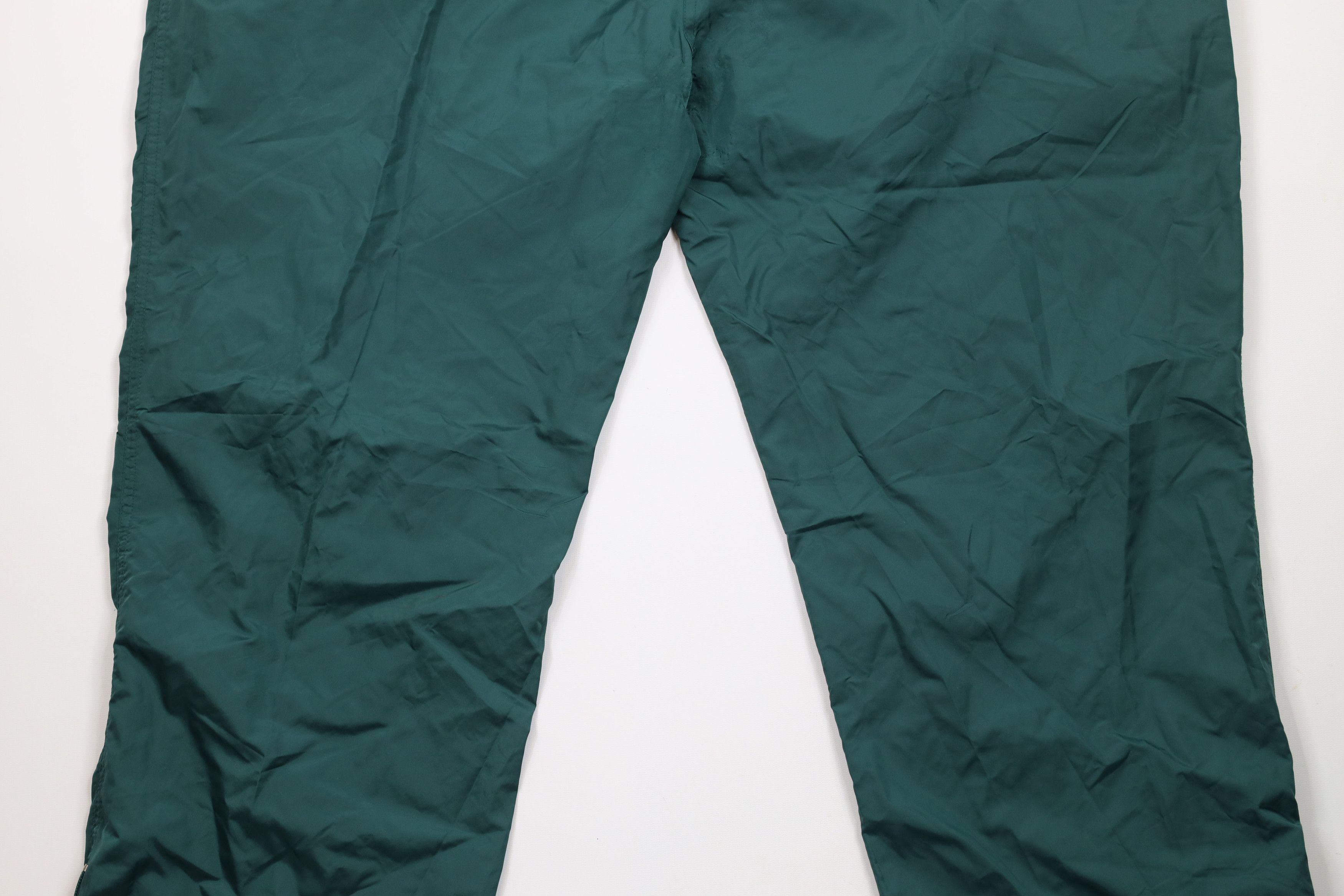 Vintage × Woolrich Woolen Mills Vintage 90s Woolrich Wide Leg Windbreaker Pants Green Nylon Size US 40 / EU 56 - 13 Thumbnail