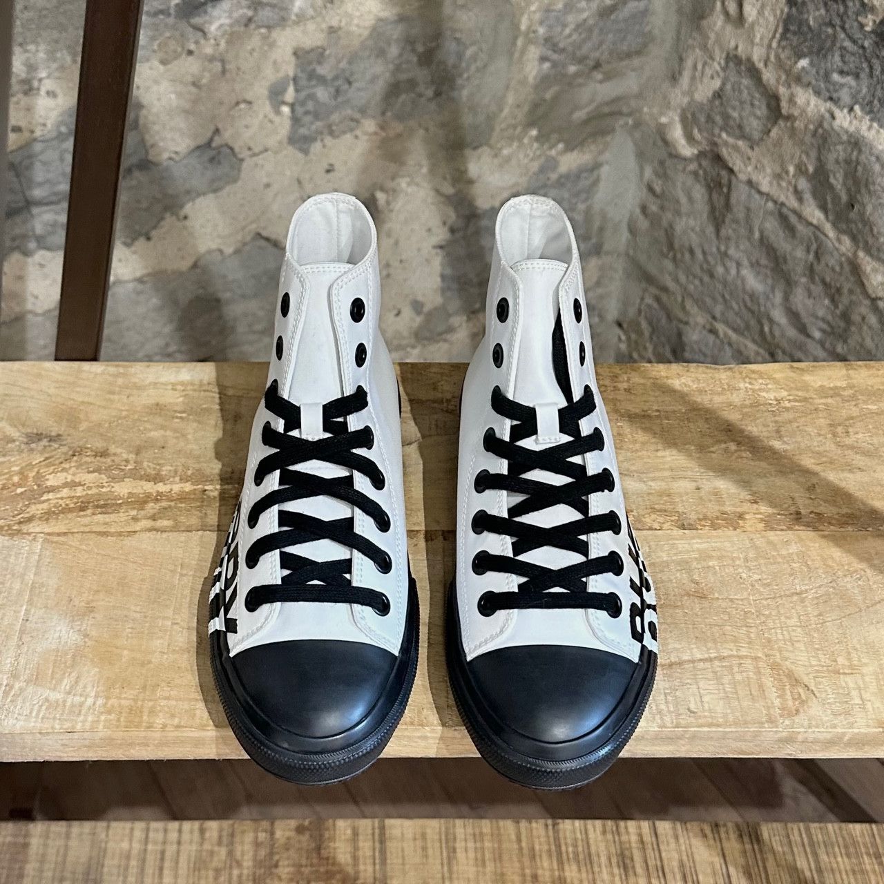 Burberry Burberry Larkhall White Canvas Logo High-top Sneakers Size US 6 / EU 39 - 2 Thumbnail