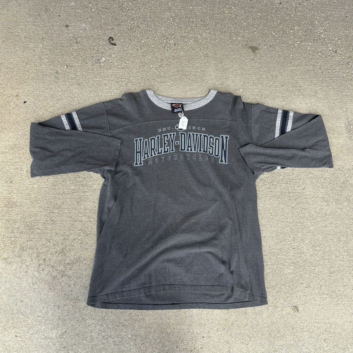 Harley Davidson 2002 Harley-Davidson long sleeve T-shirt Size US L / EU 52-54 / 3 - 1 Thumbnail