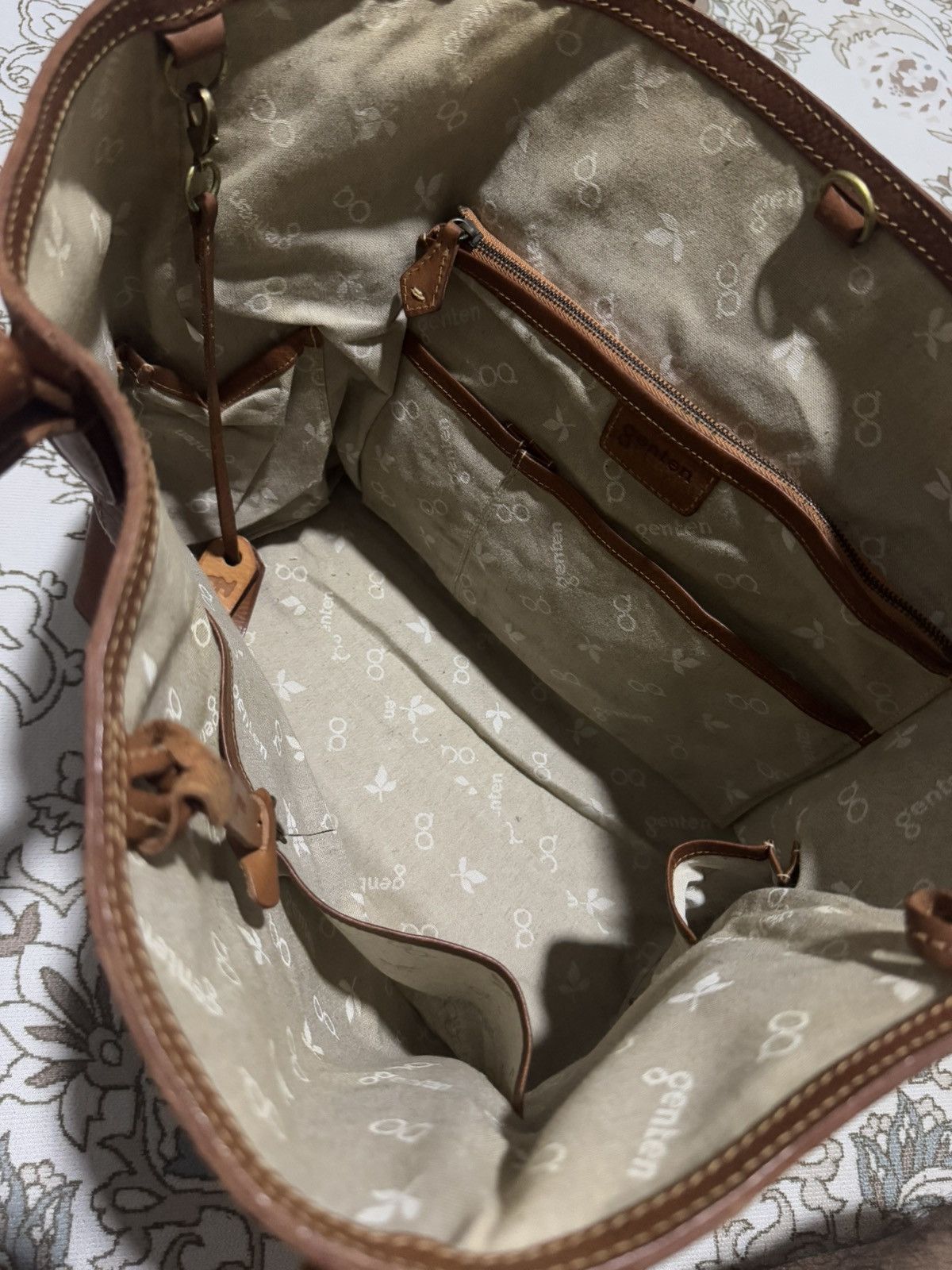 Genuine Leather × Japanese Brand 🇯🇵 Genuine Leather Genten Workshop Handle Tote Bag Size ONE SIZE - 8 Thumbnail