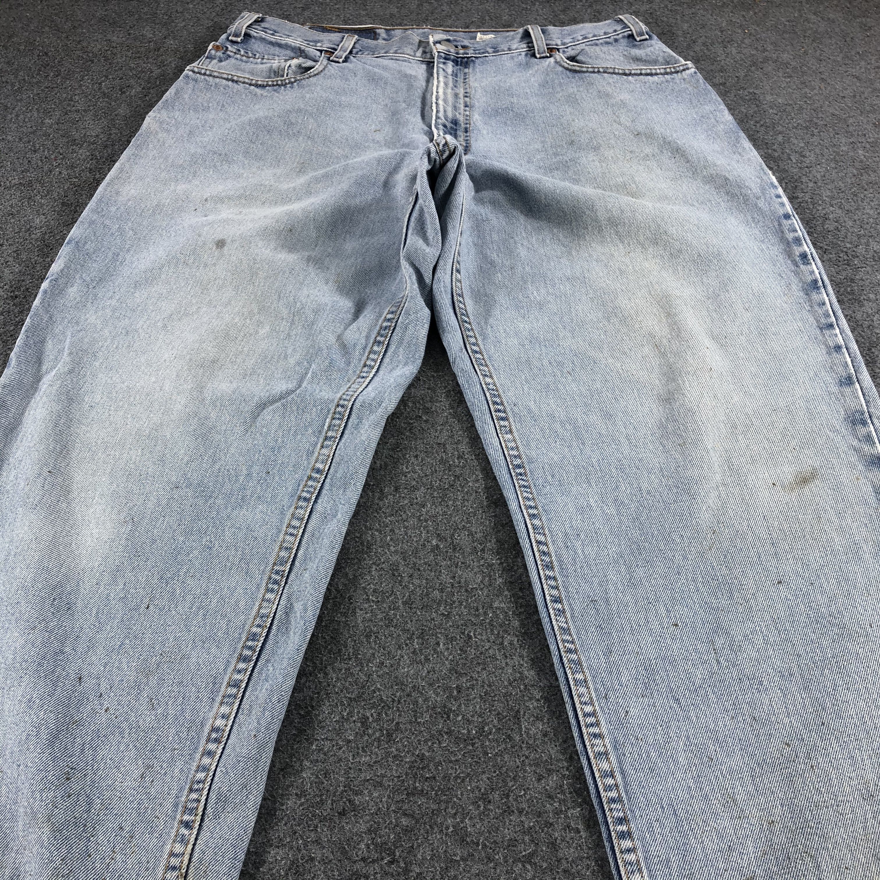 Levi's Vintage 90s Light Wash Levis 560 Jeans- J1303 Size US 35 - 3 Thumbnail